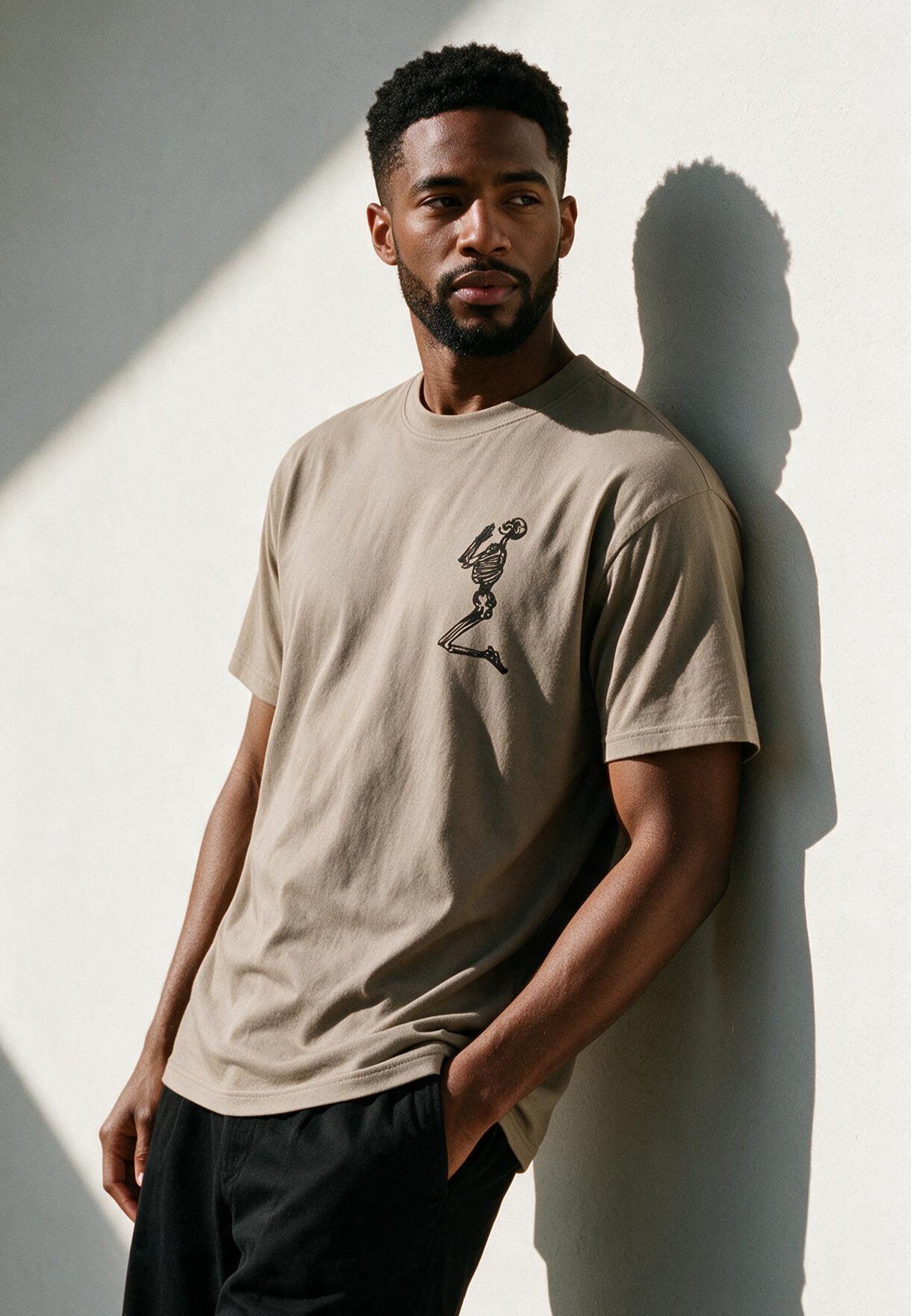 ESSENTIAL BIG SKELETON DESERT TAUPE T-SHIRT
