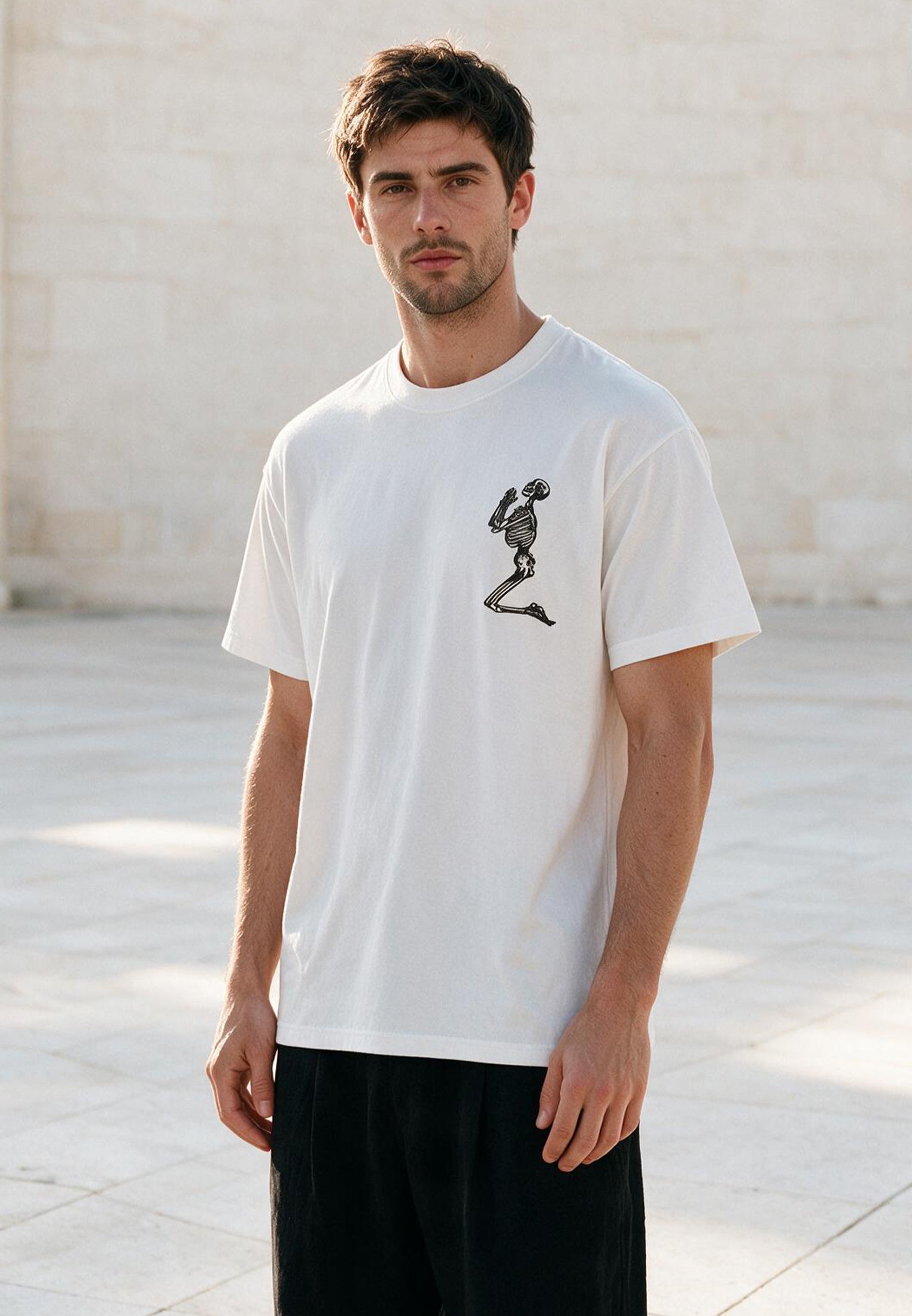 ESSENTIAL BIG SKELETON WHITE T-SHIRT