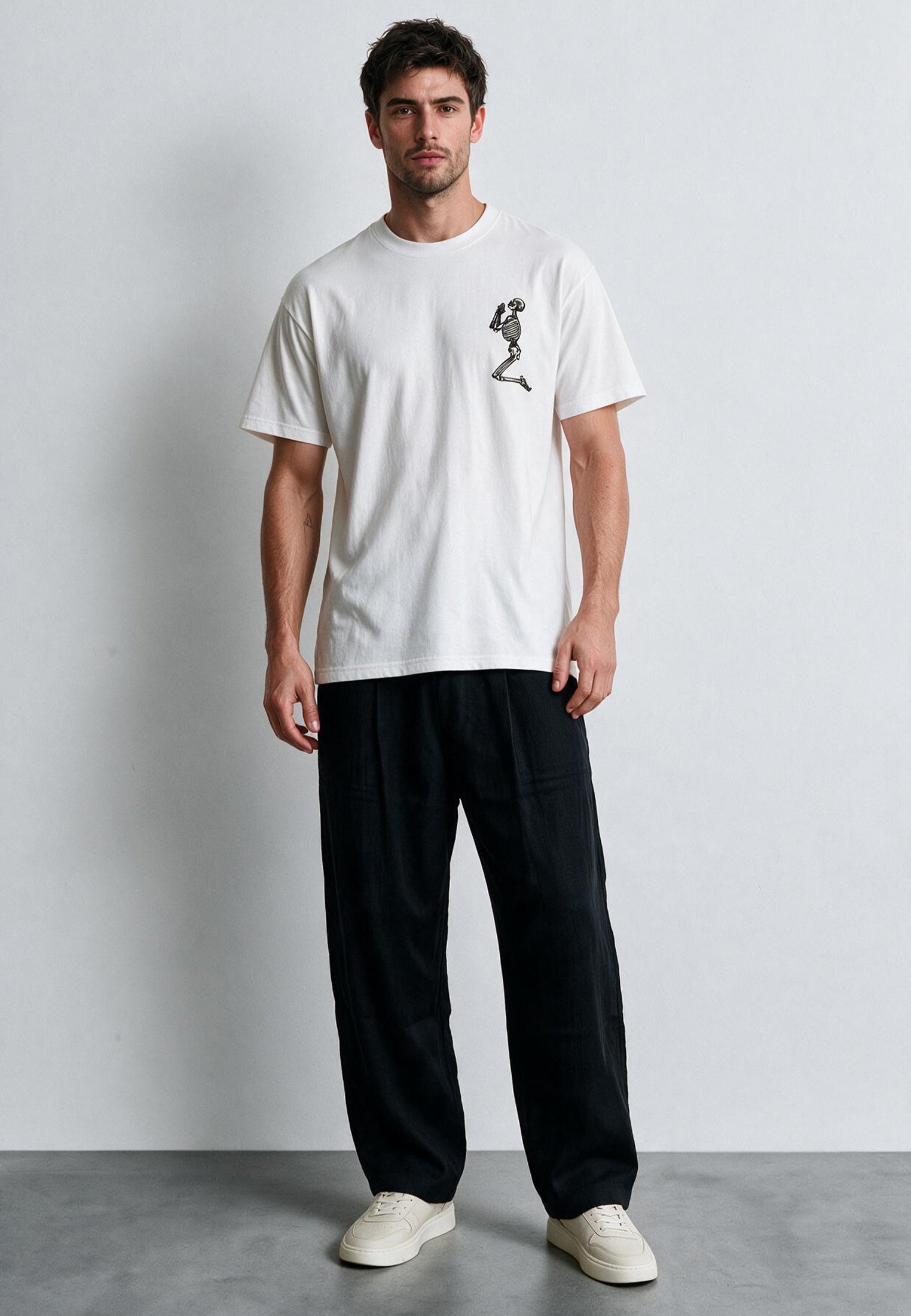 ESSENTIAL BIG SKELETON WHITE T-SHIRT