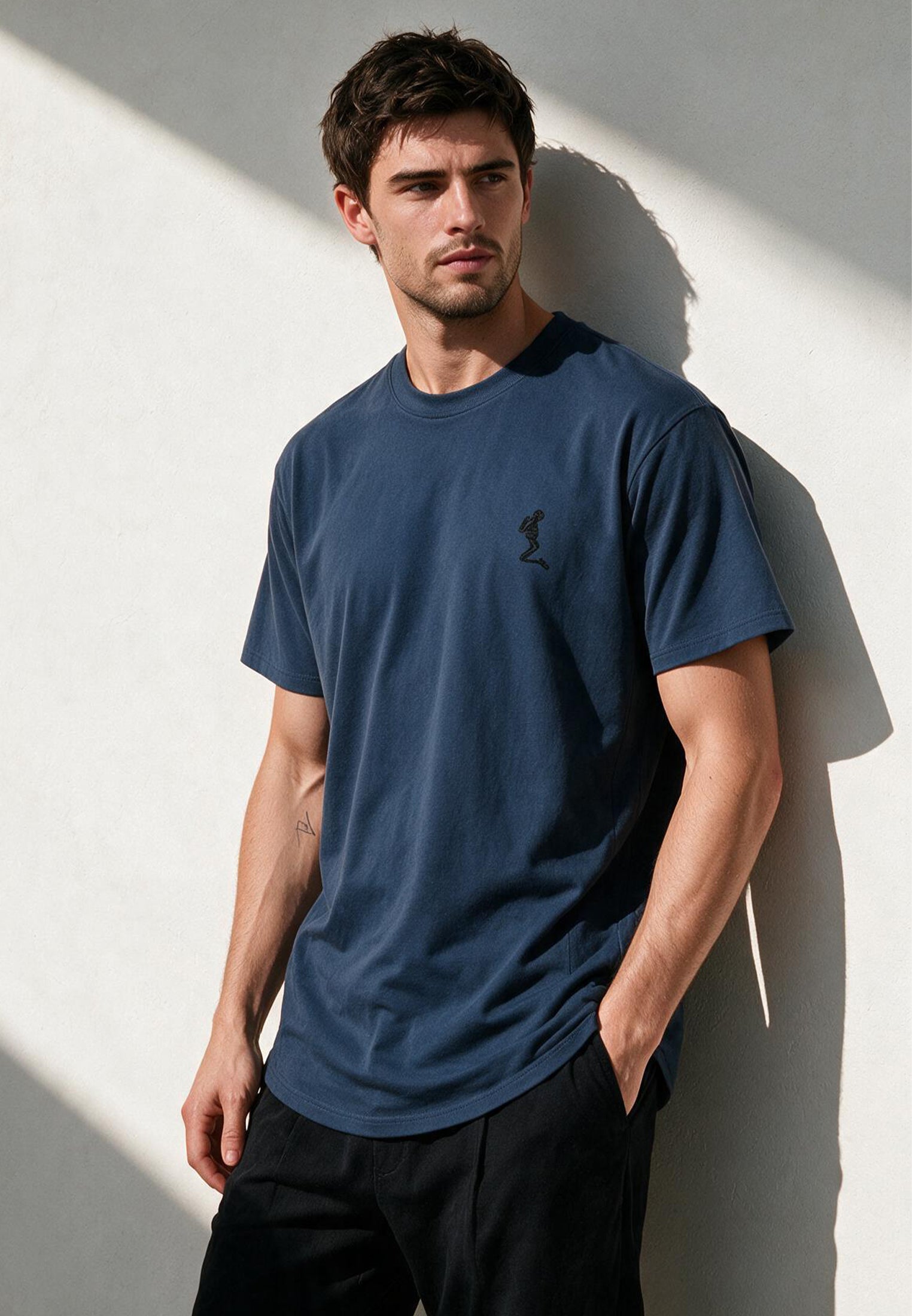 ESSENTIAL SWAG CURVED HEM INDIGO T-SHIRT