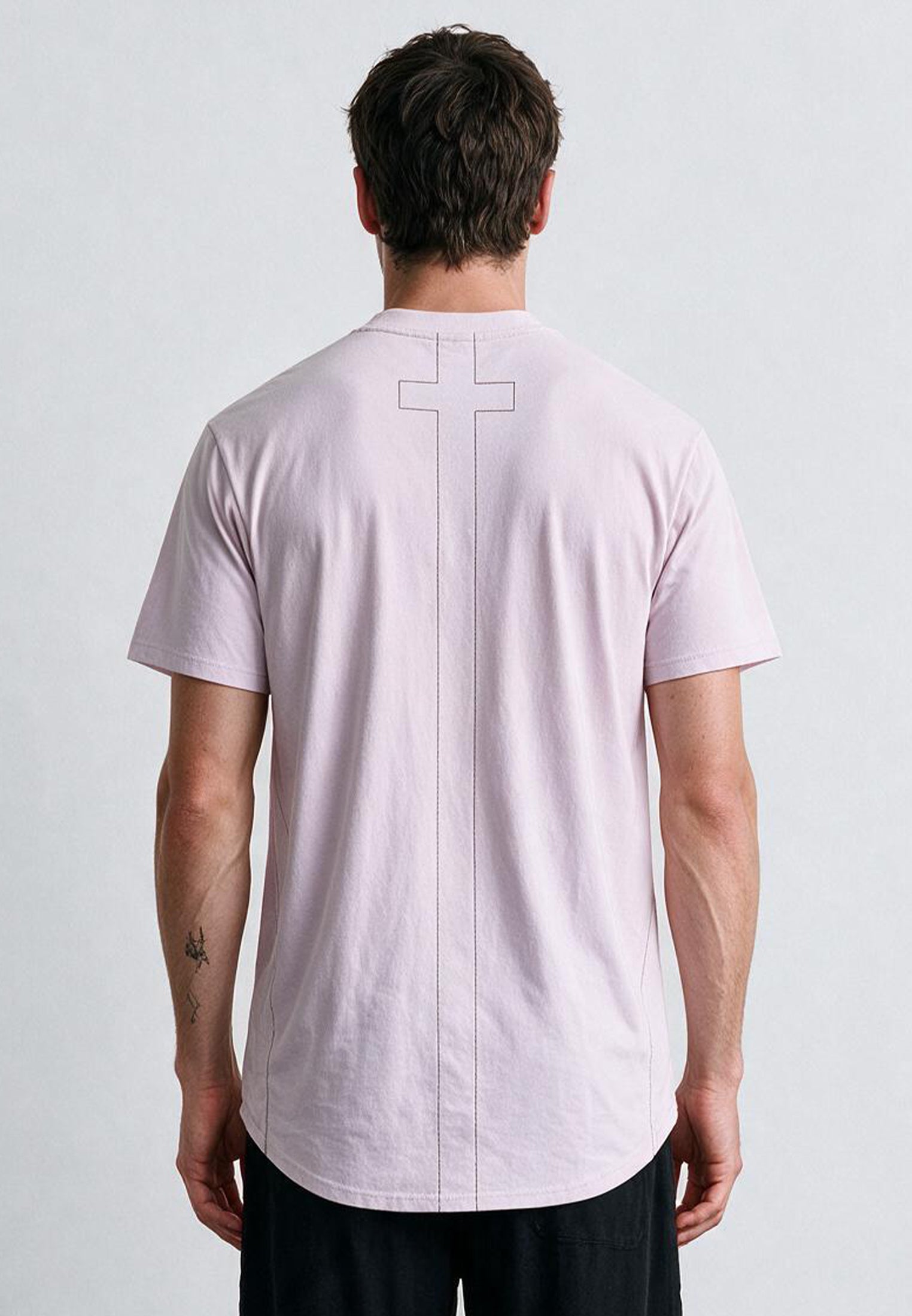 ESSENTIAL SWAG CURVED HEM PALE PINK T-SHIRT