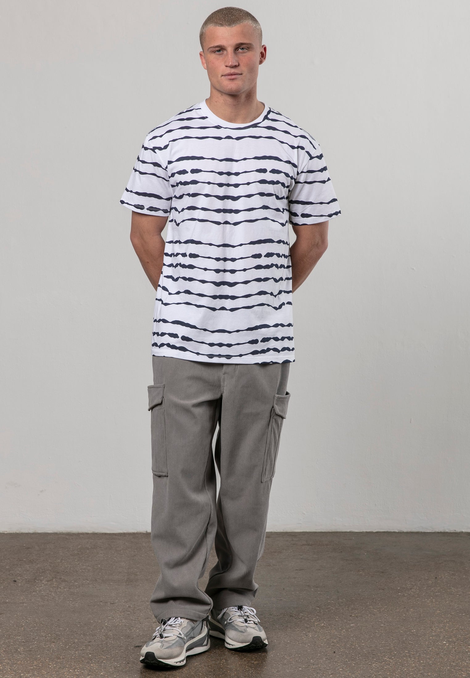 STRIPES T-SHIRT WHITE & NAVY