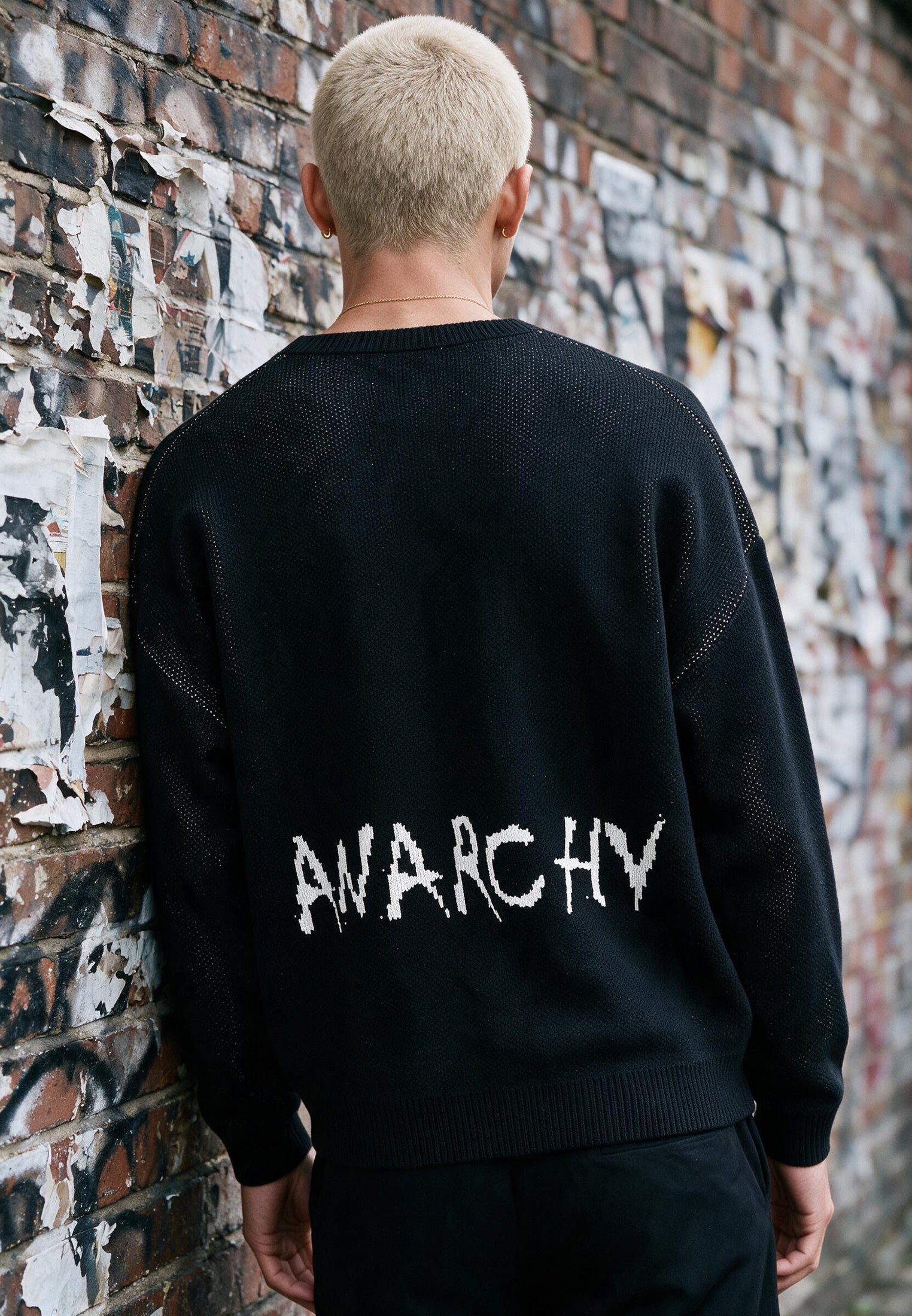 ANARCHY KNIT BLACK