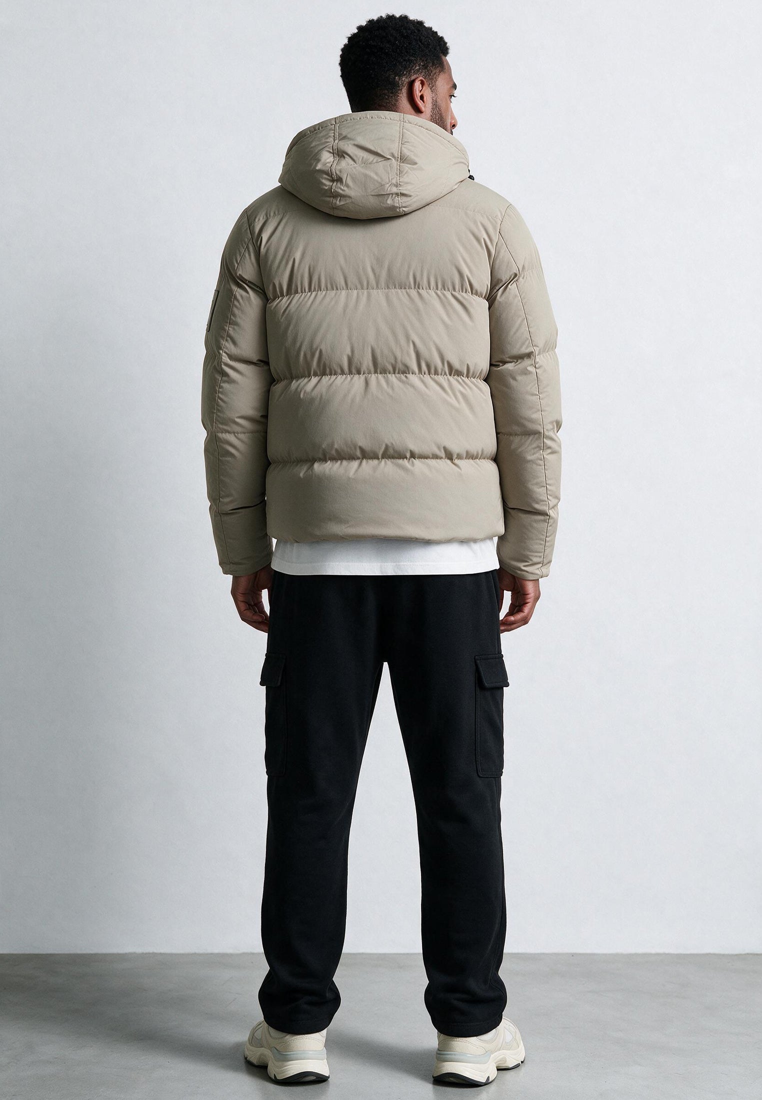 PERFORMANCE PUFFER JACKET STONE