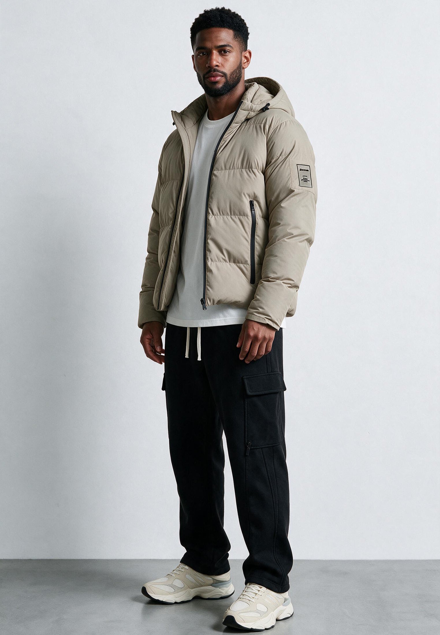 PERFORMANCE PUFFER JACKET STONE