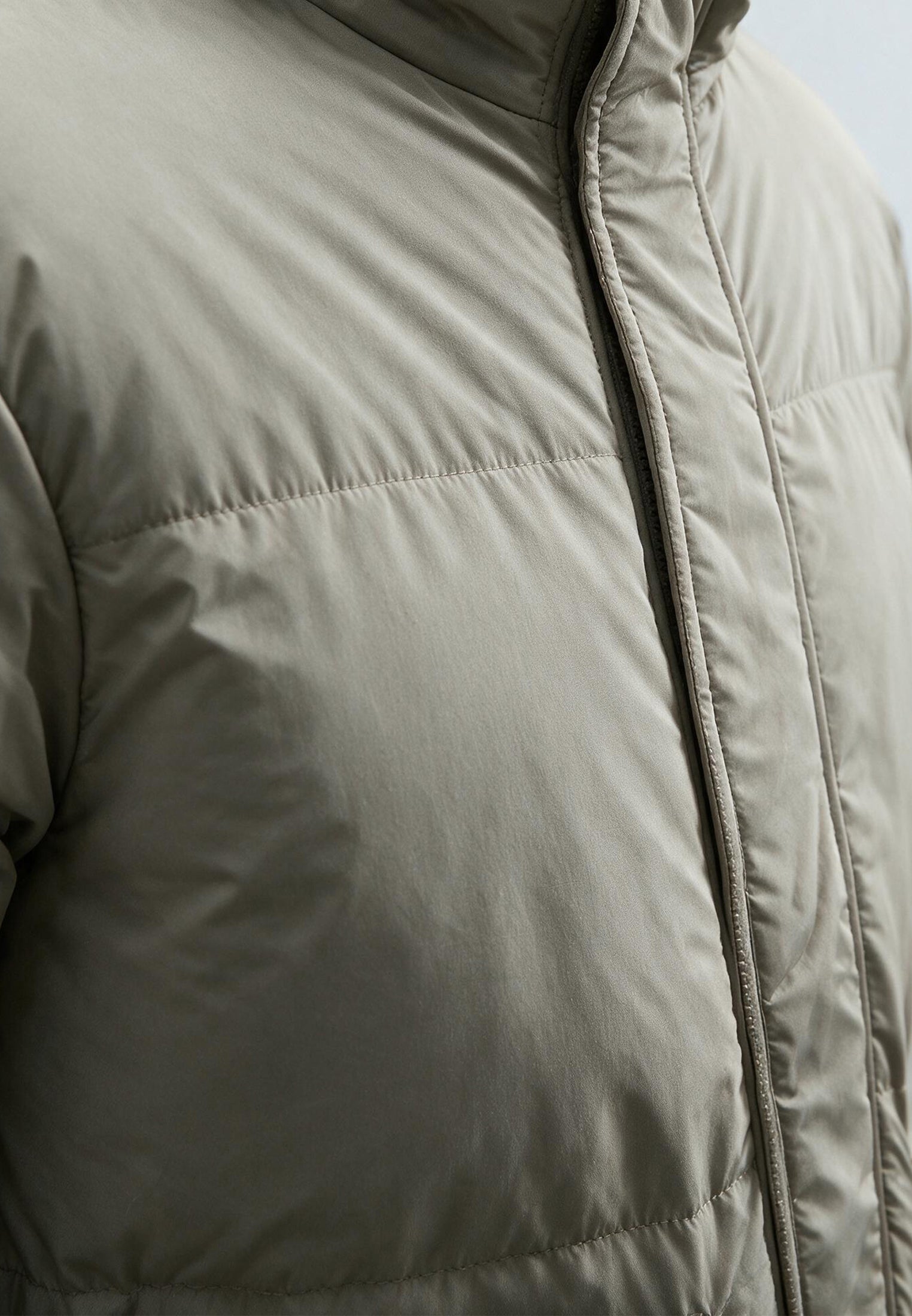 VOYAGER PUFFER PARKA STONE