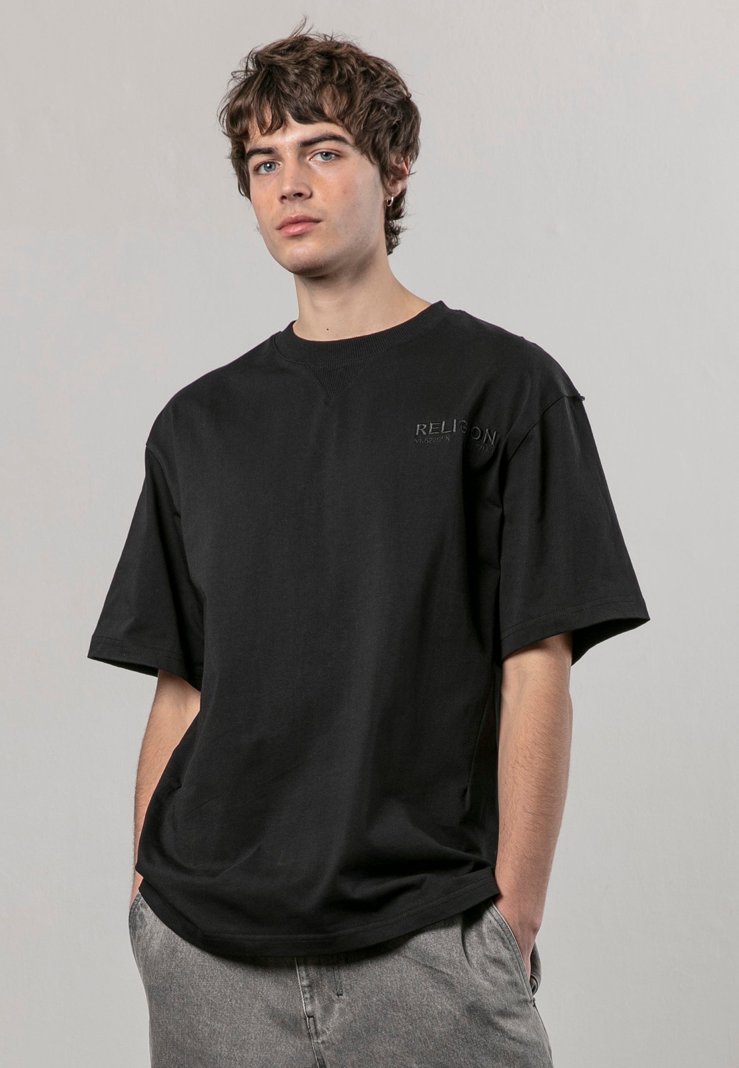 LOGO OVERSIZED T-SHIRT BLACK