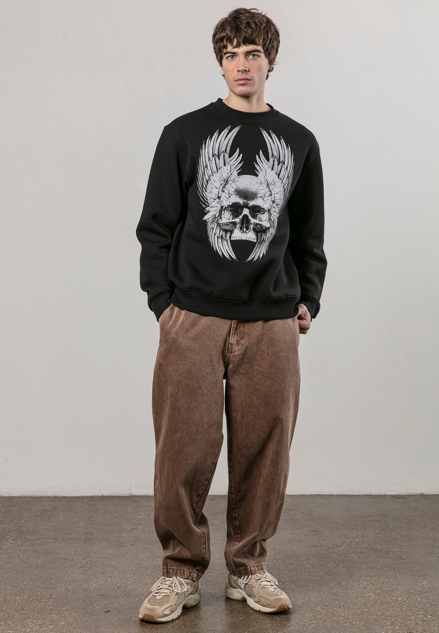 WINGS SKULL SWEAT BLACK
