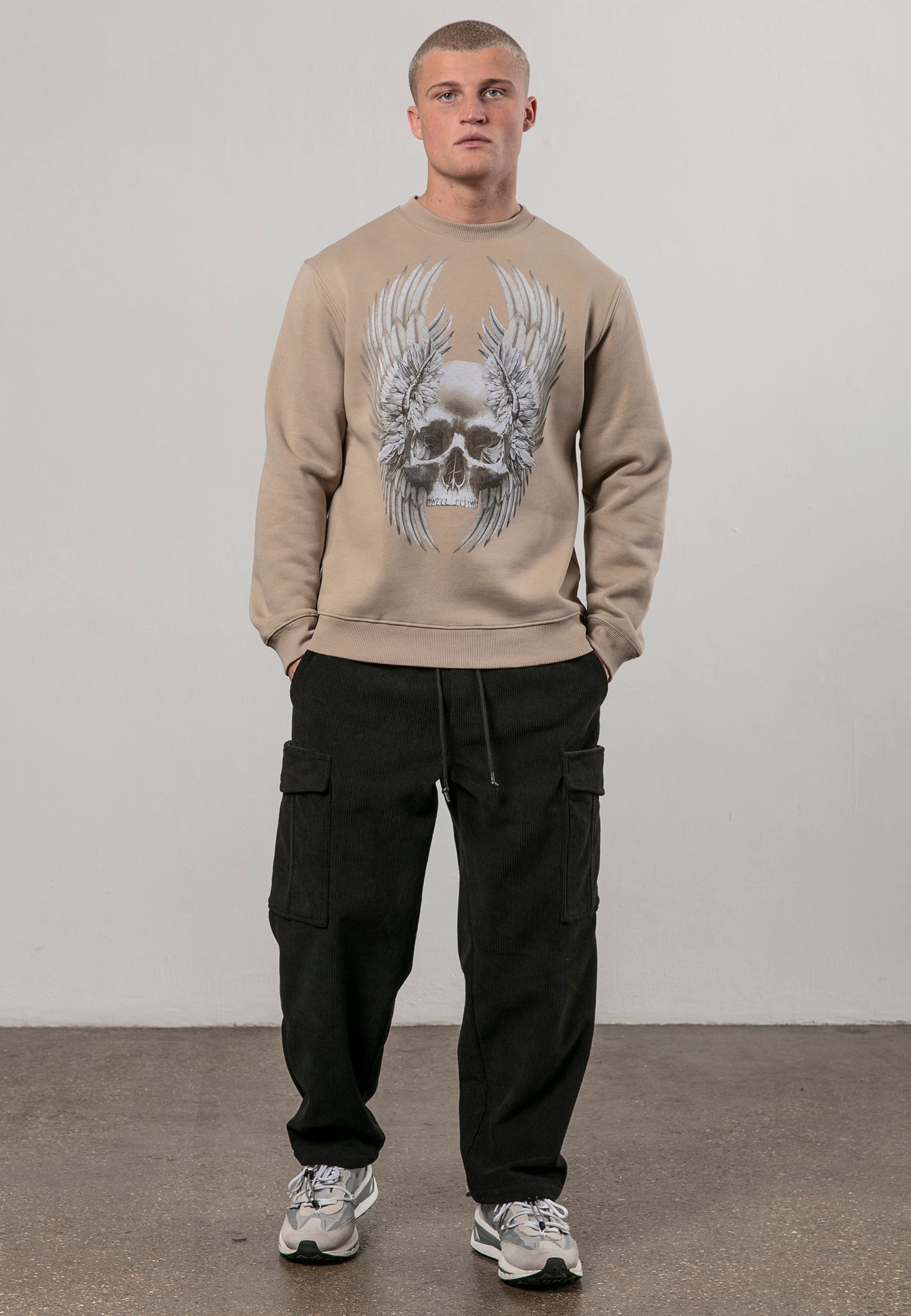 WINGS SKULL SWEAT FAWN