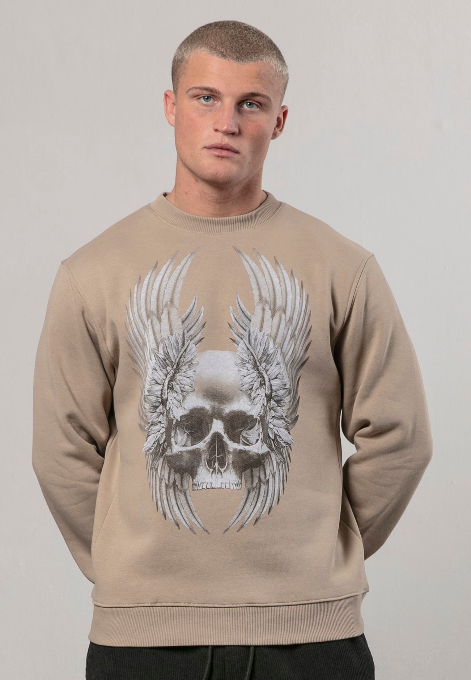 WINGS SKULL SWEAT FAWN