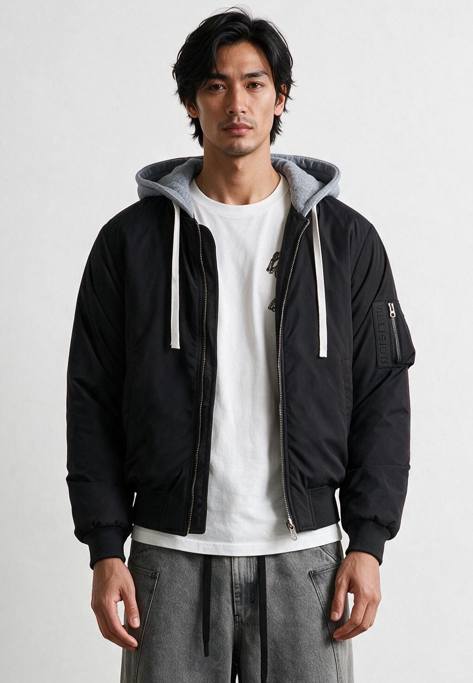 REVERSIBLE HOODED BOMBER BLACK