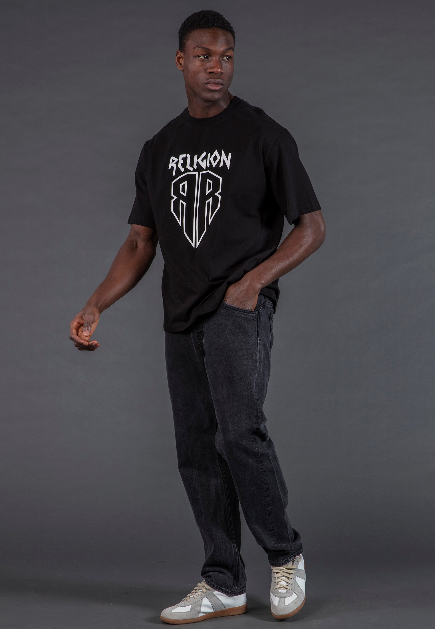 SHIELD T-SHIRT BLACK