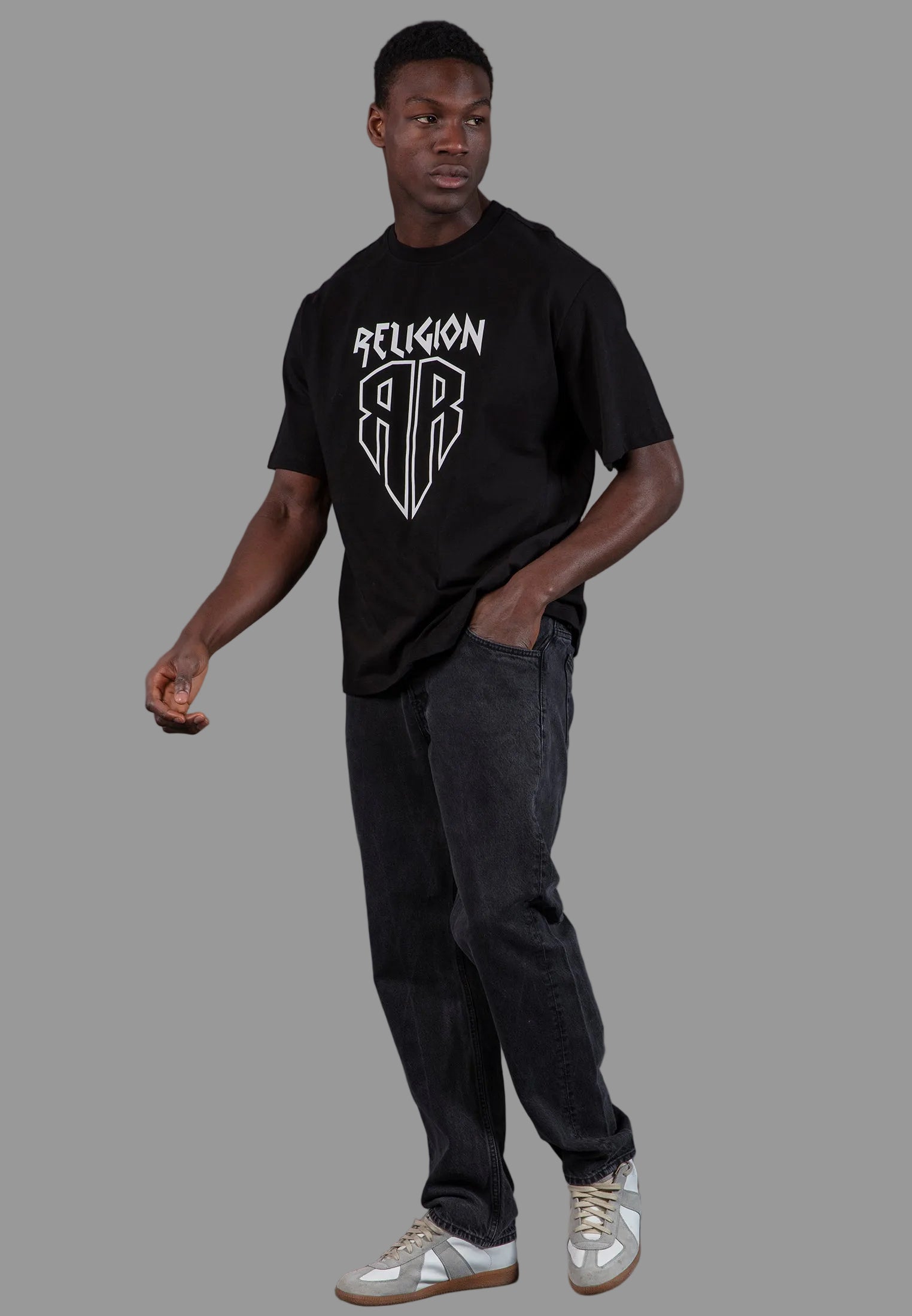 SHIELD T-SHIRT BLACK