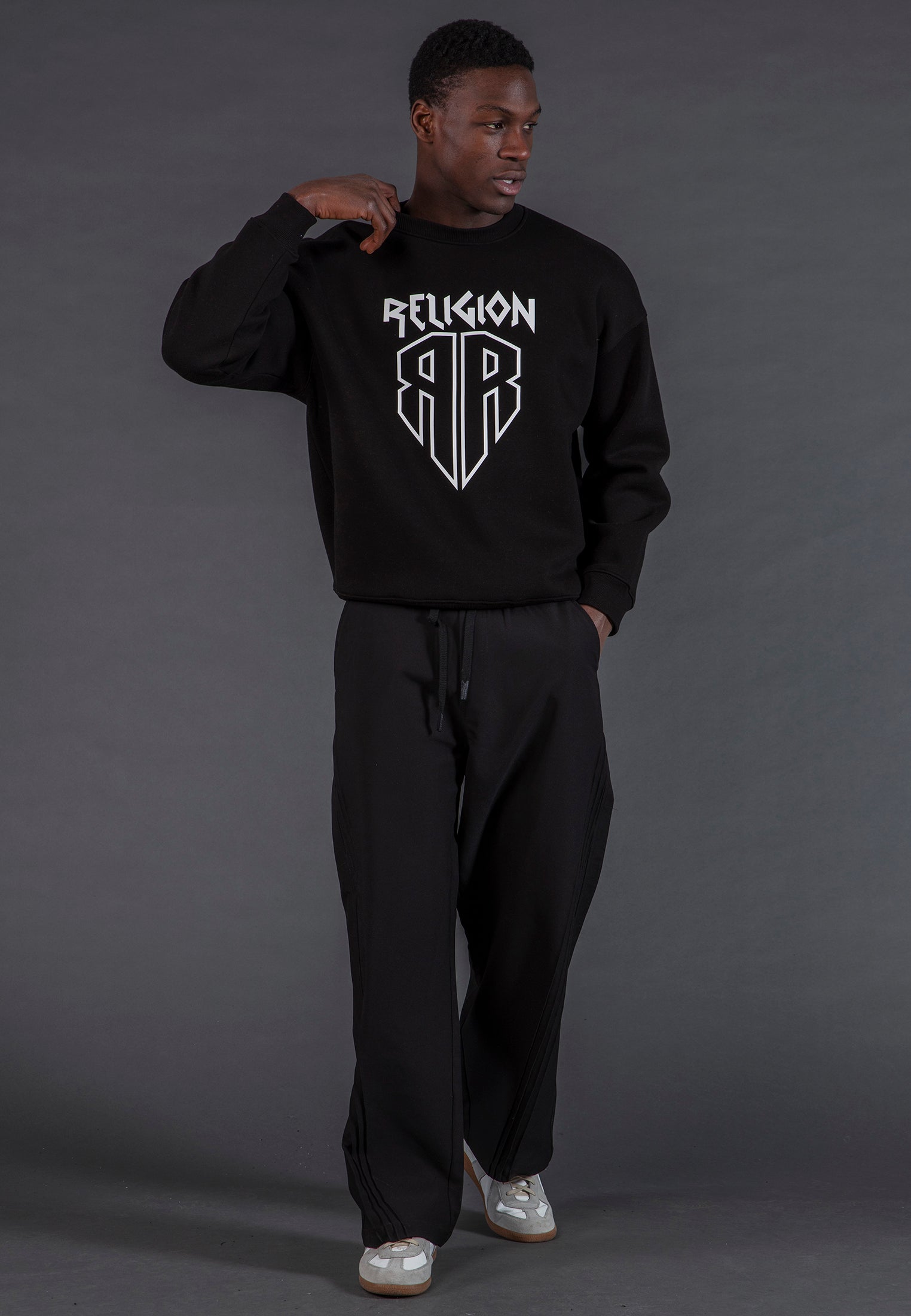 SHIELD CREW NECK SWEAT BLACK