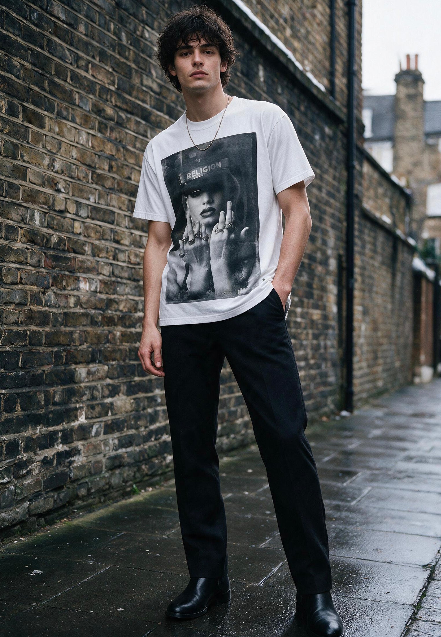 SALUTE T-SHIRT WHITE