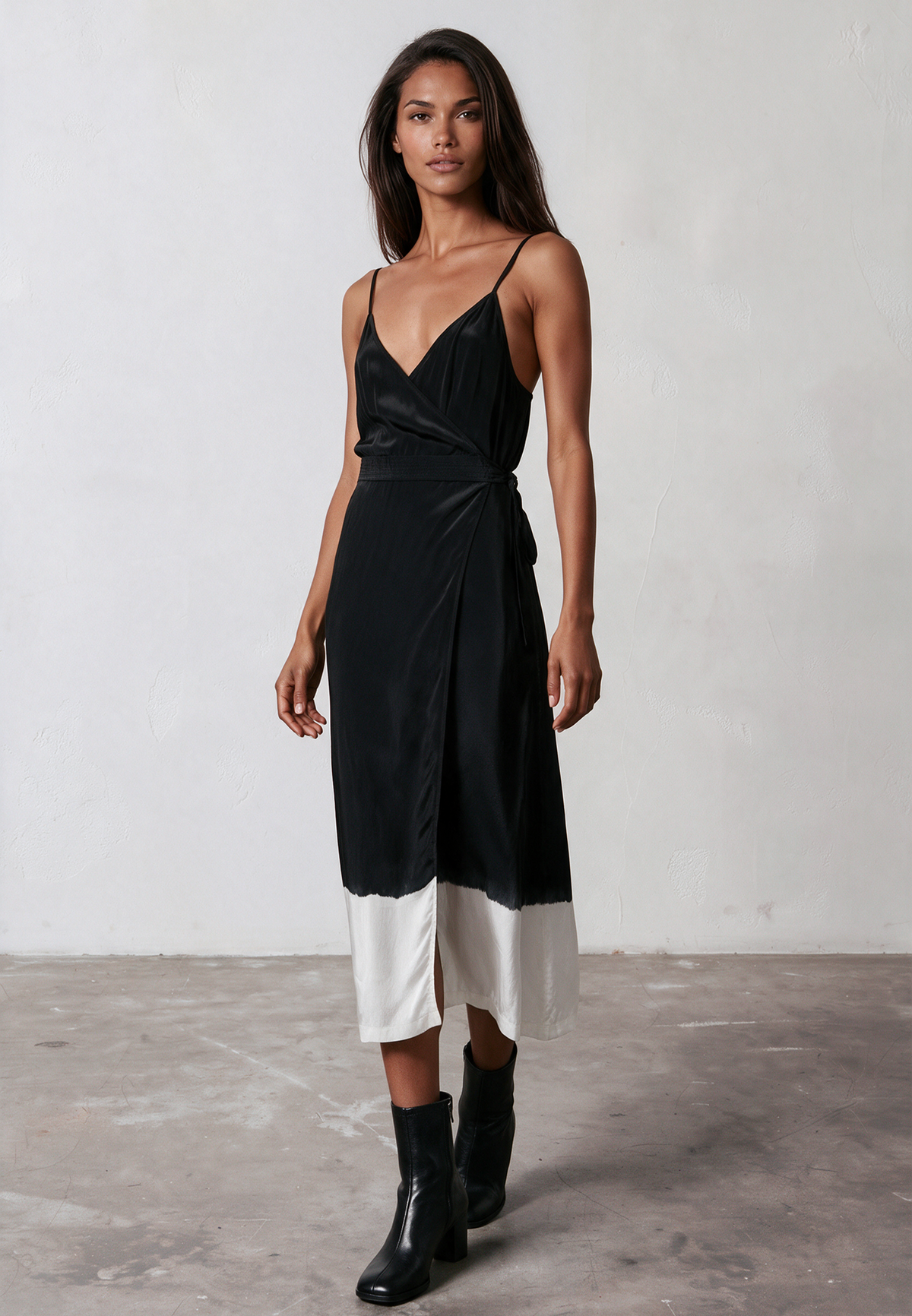 TIMES DRESS BLACK