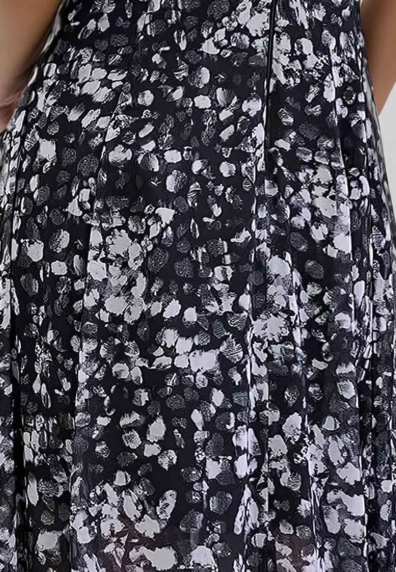 DIAMOND DRESS STILL PRINT