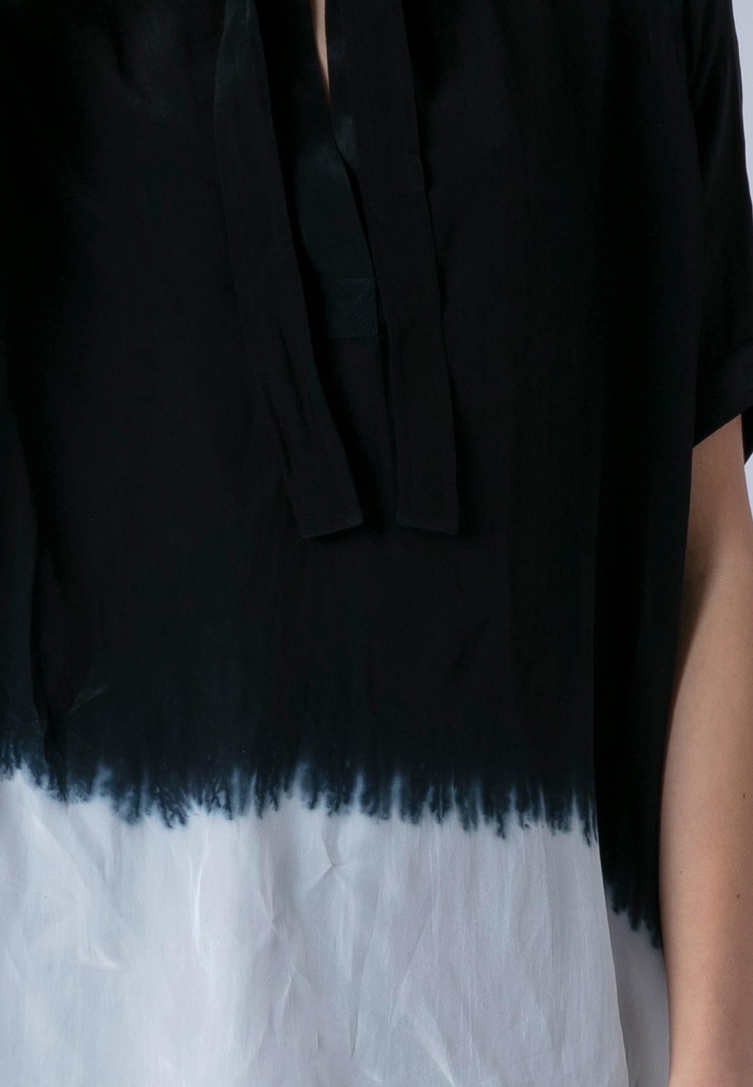 POWER TOP BLACK & WHITE