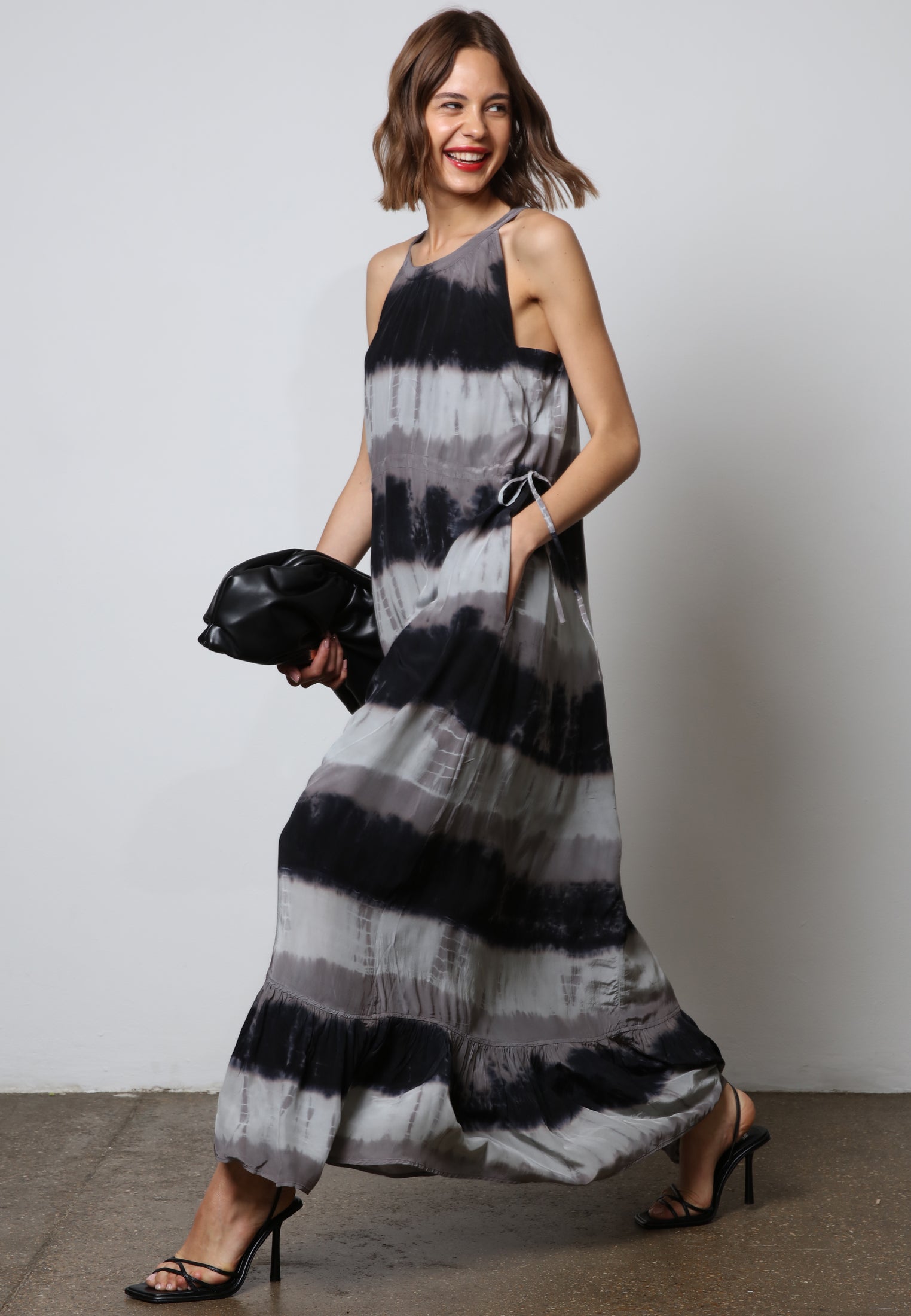 UNKNOWN MAXI DRESS ELECTRA BLACK