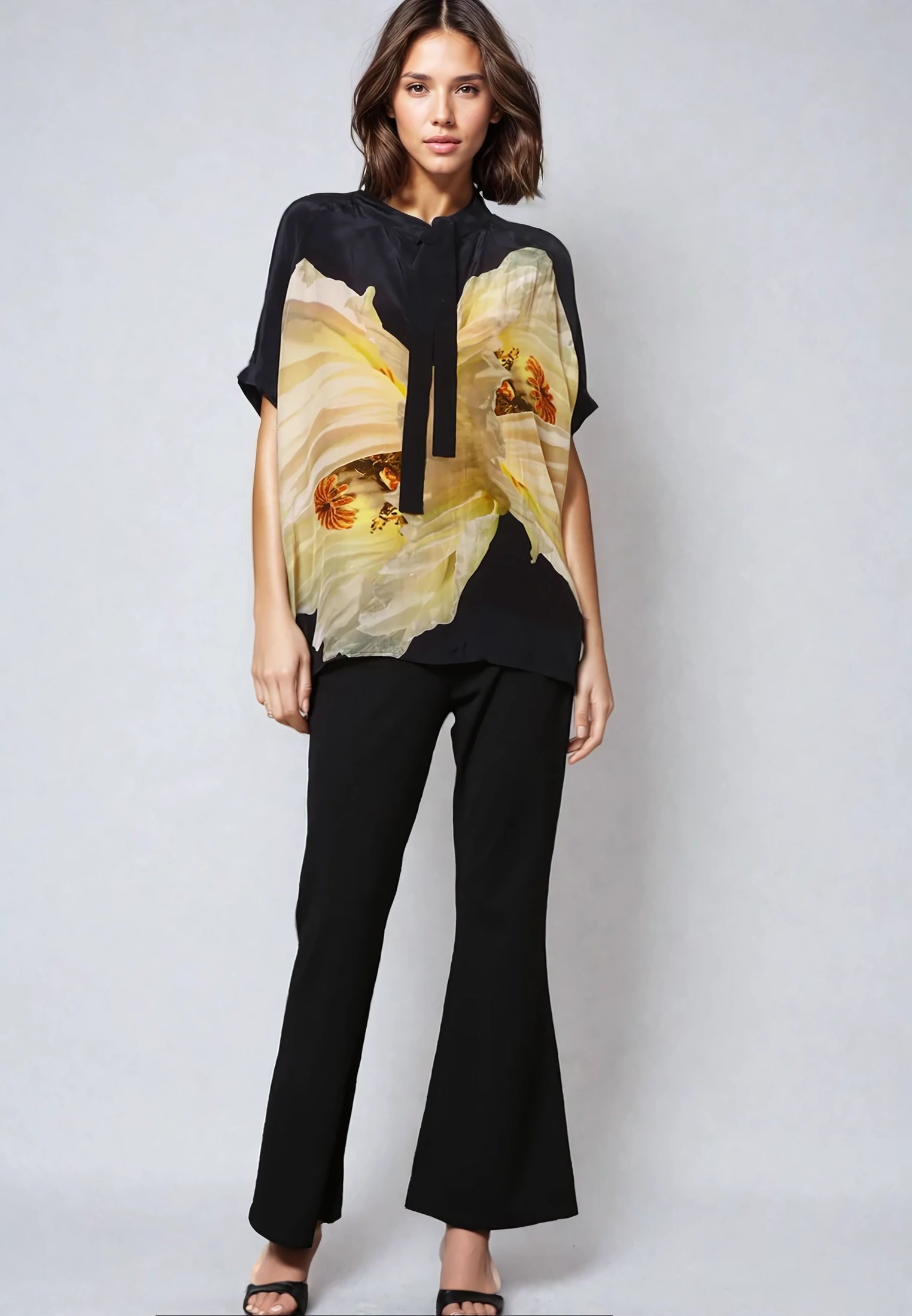 HIDDEN TOP CHARM BRIGHT YELLOW