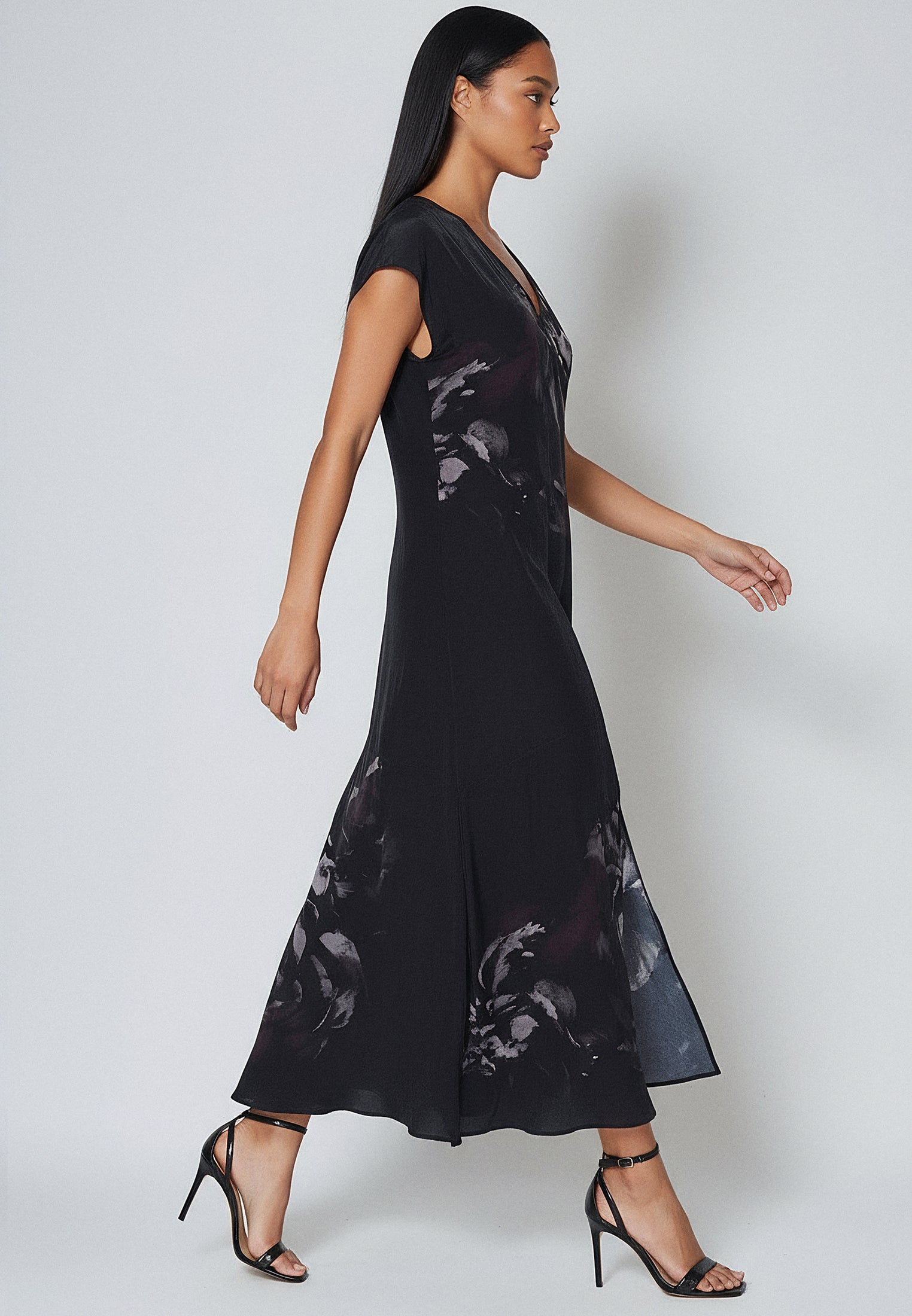 STRIKE MAXI DRESS RADIANT GUNMETAL