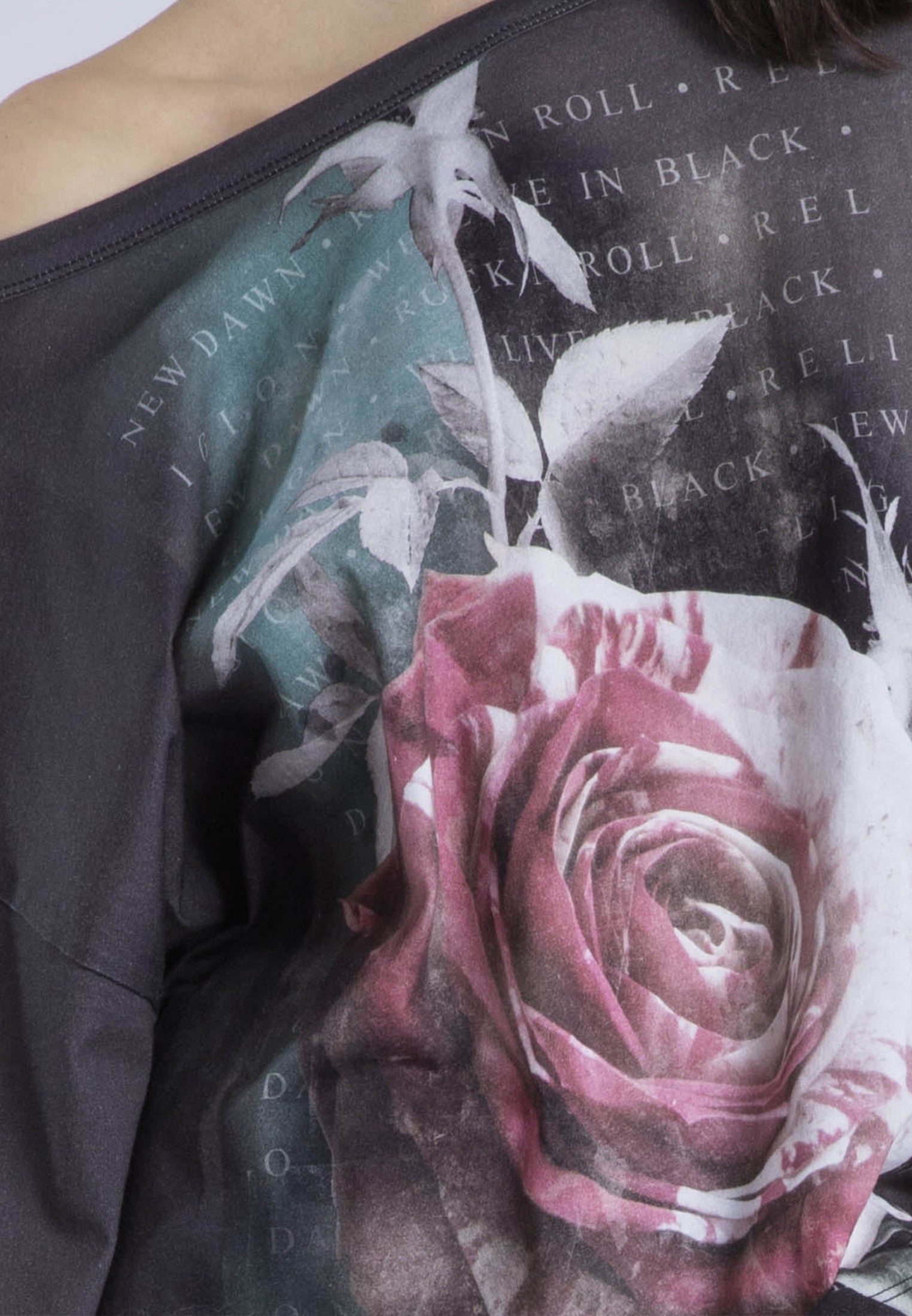 CLOAK LS TOP BLUSH GRAPHIC