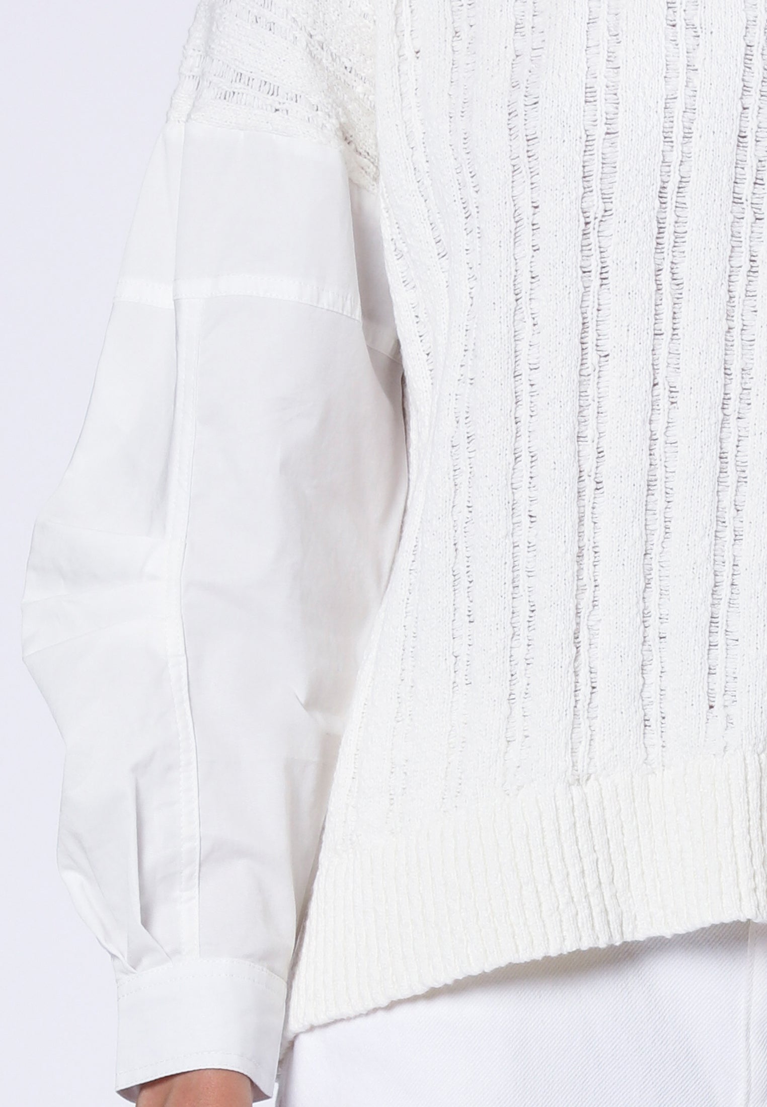 EXTREME JUMPER OFF WHITE