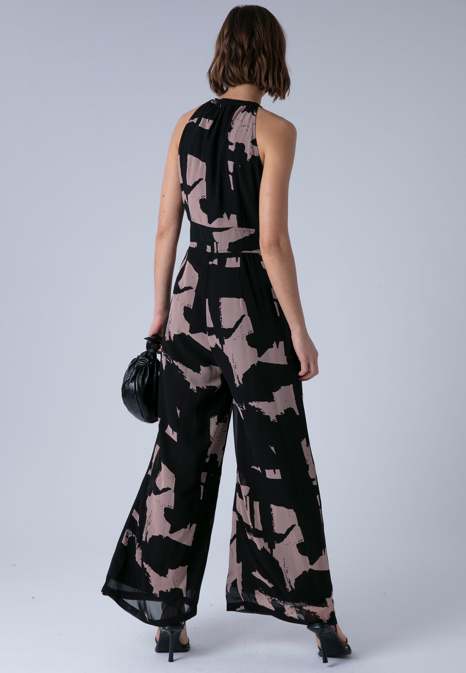 CREW JUMPSUIT FACADE