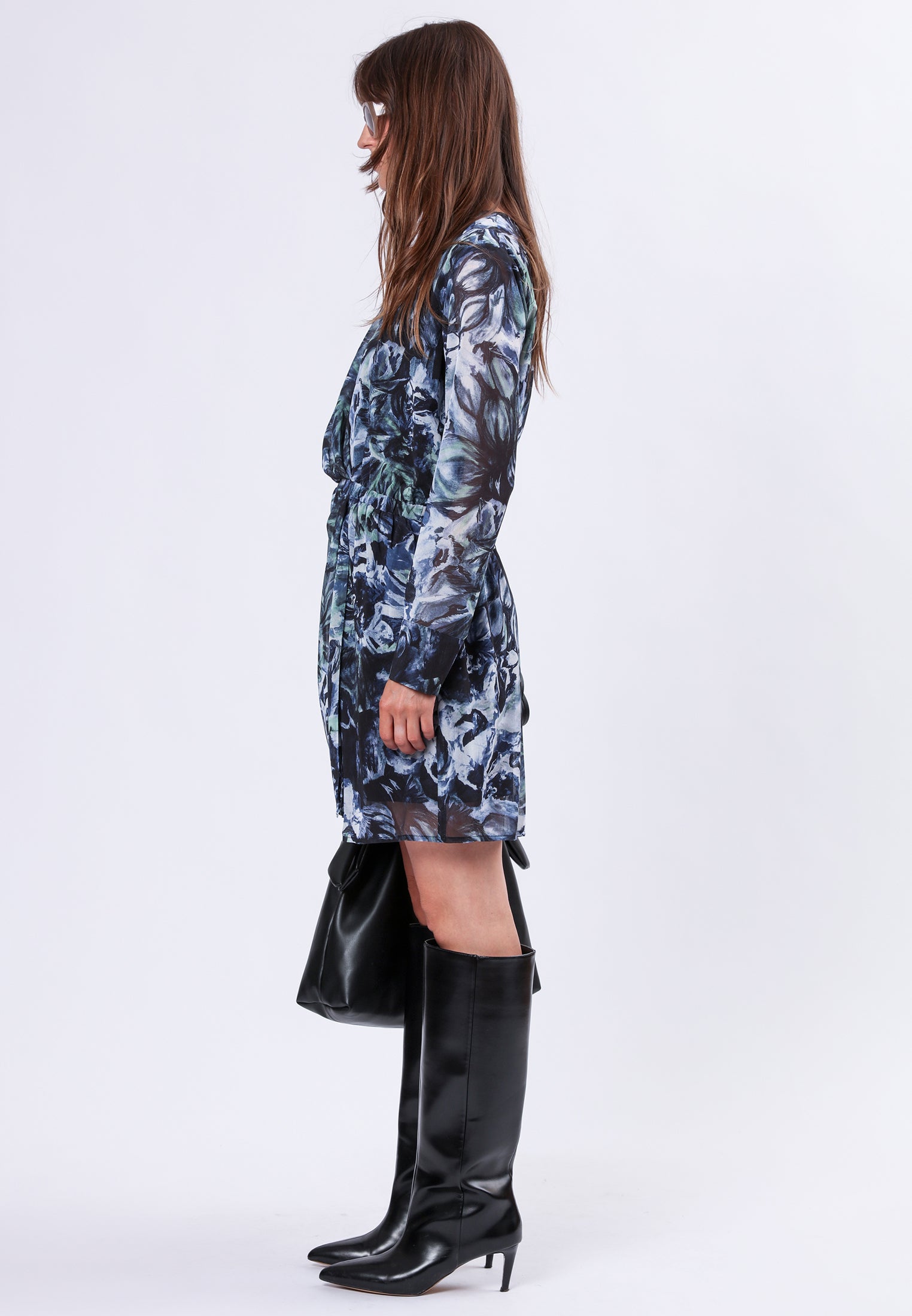 INDIUM DRESS METAPHORIC