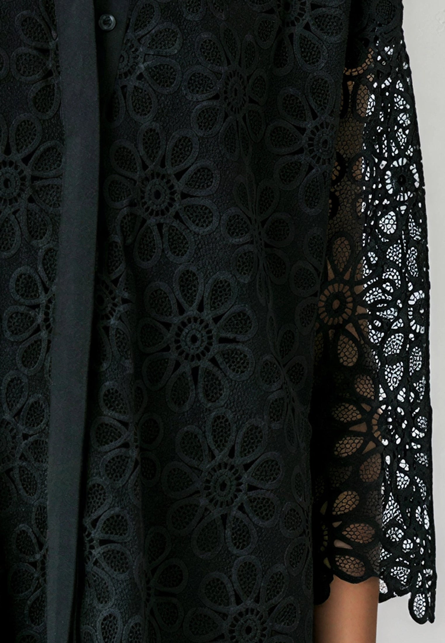 ELLIE KAFTAN BLACK