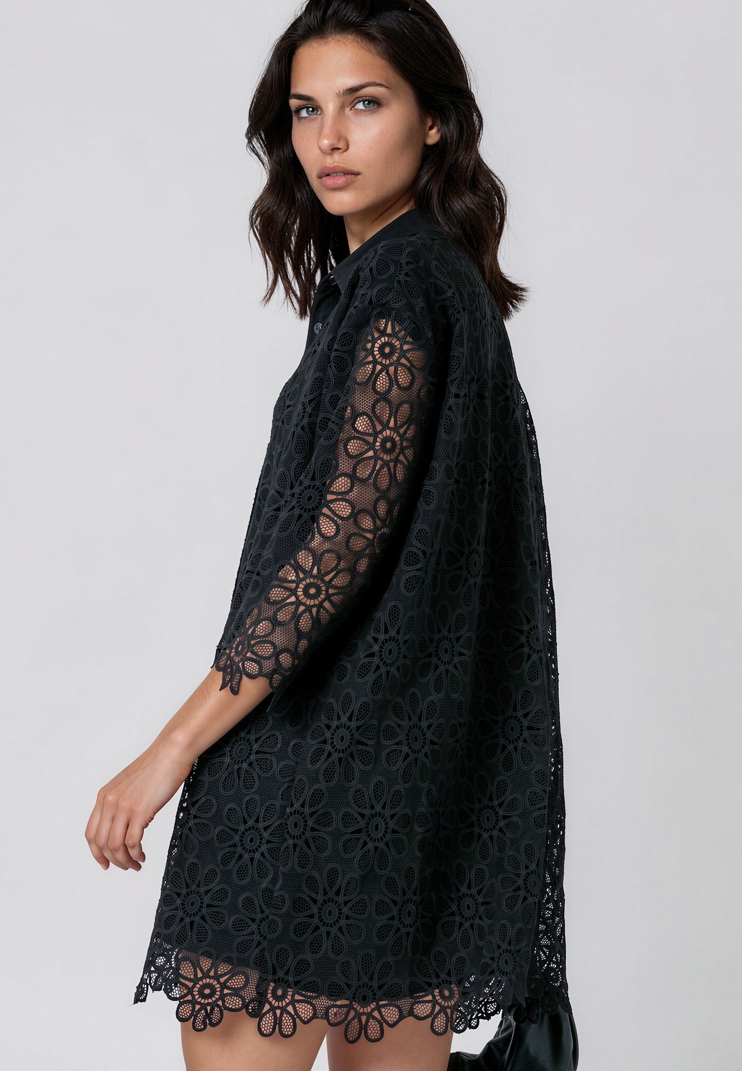 ELLIE KAFTAN BLACK