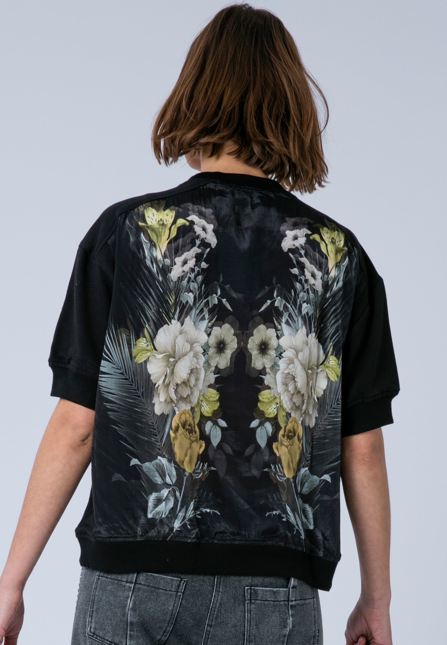 CITRINE TOP CAMELLIA YELLOW