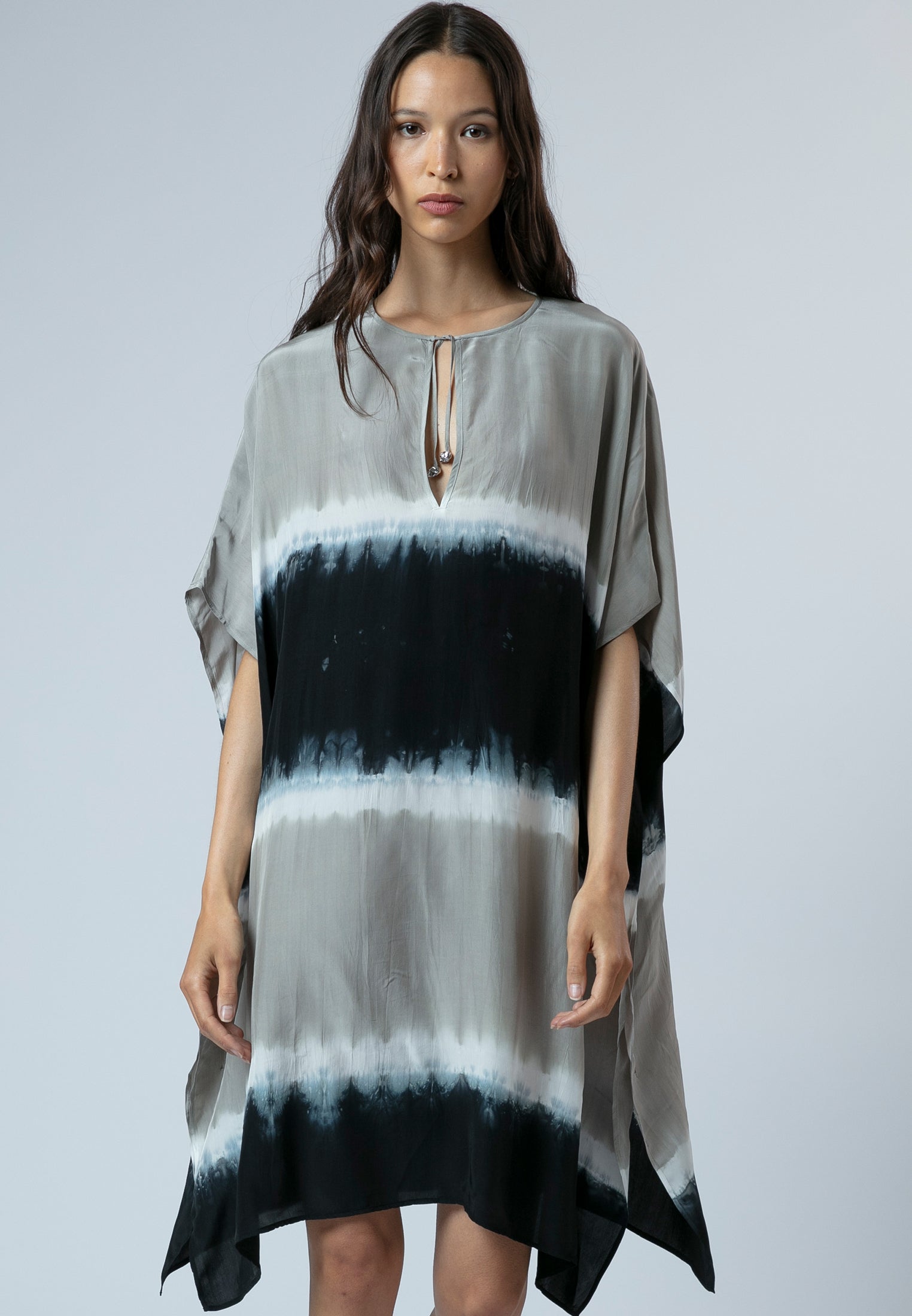ELLA KAFTAN BLACK & GREY & WHITE