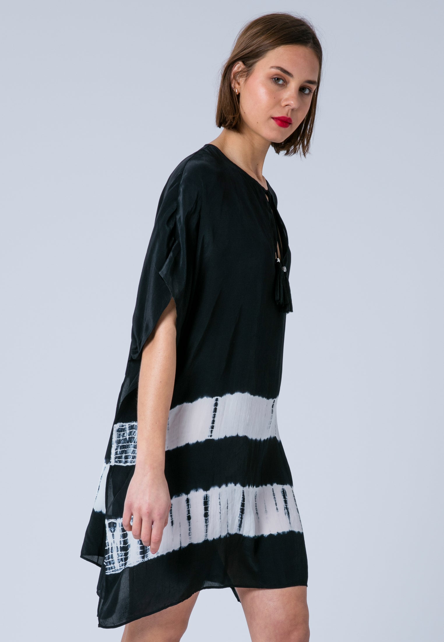 ELLA KAFTAN JET BLACK & WHITE