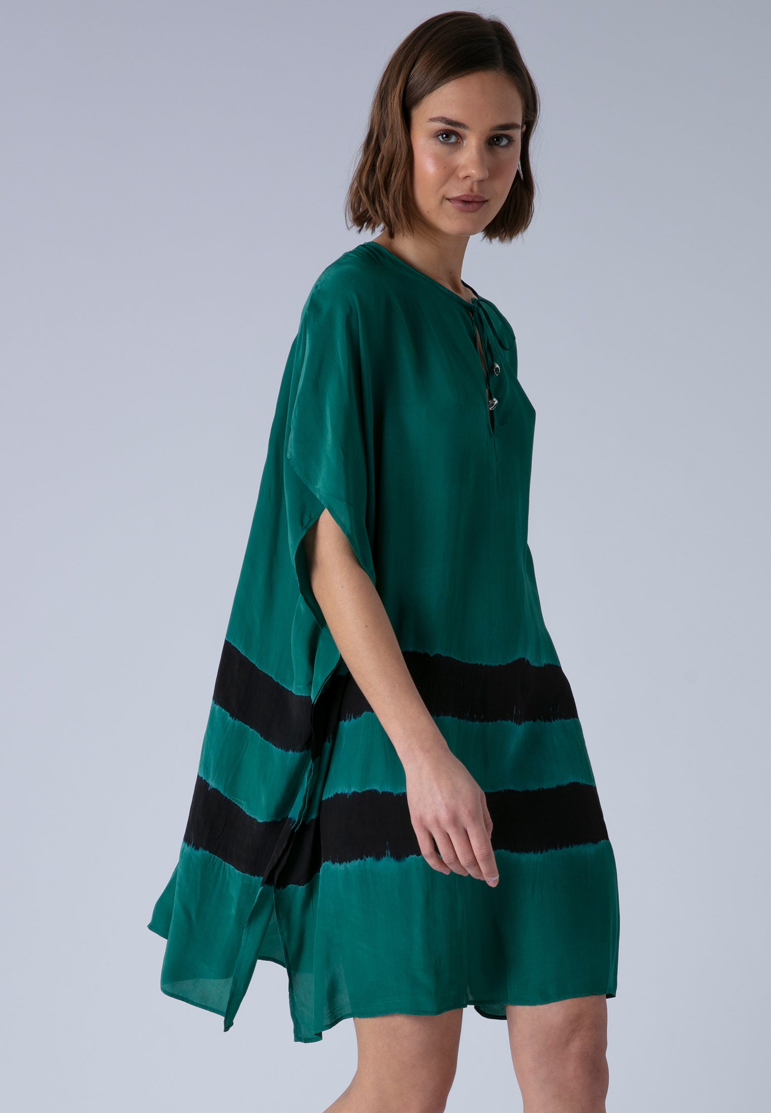 ELLA KAFTAN GREEN & BLACK