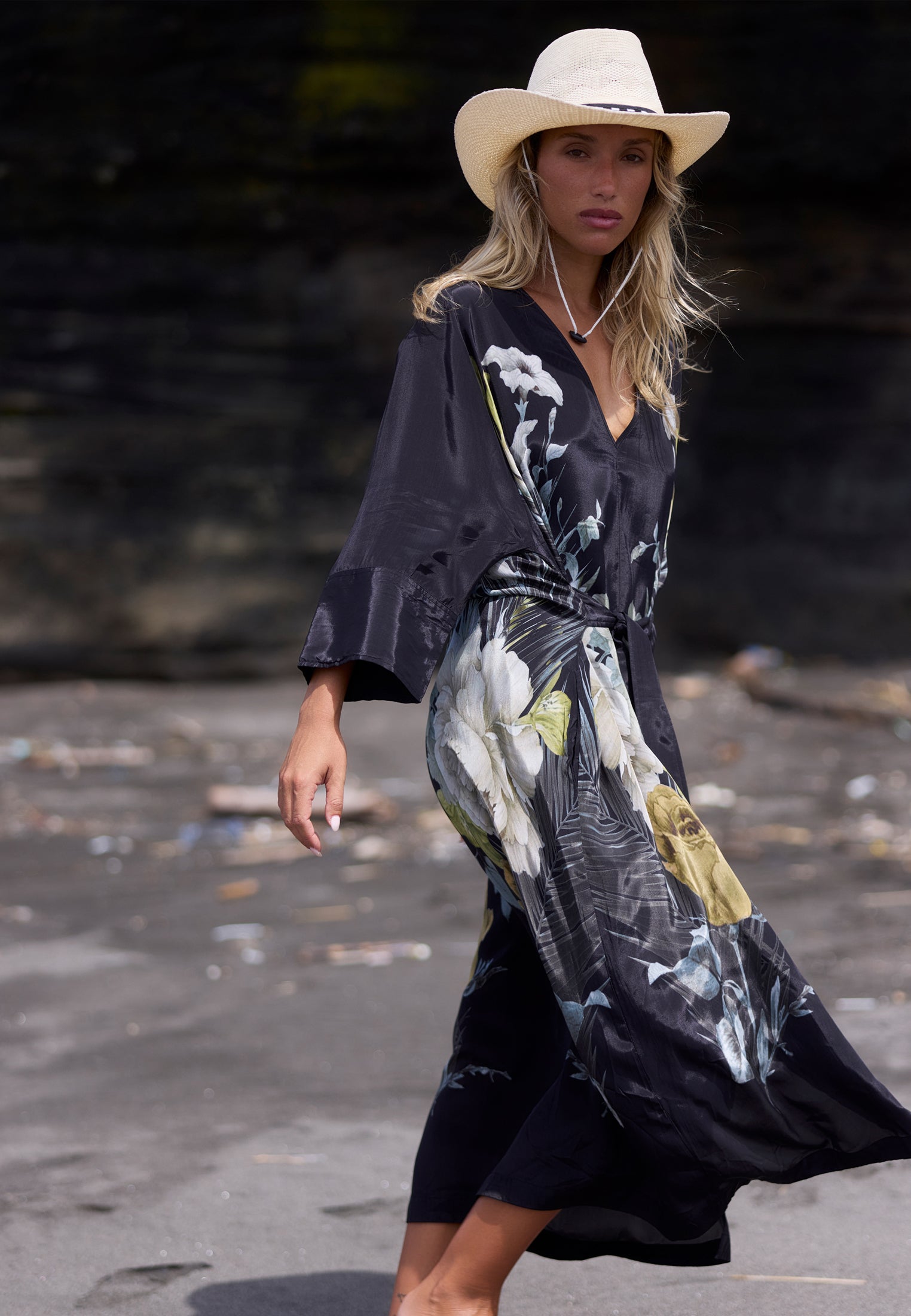 FIONA KAFTAN CAMELLIA
