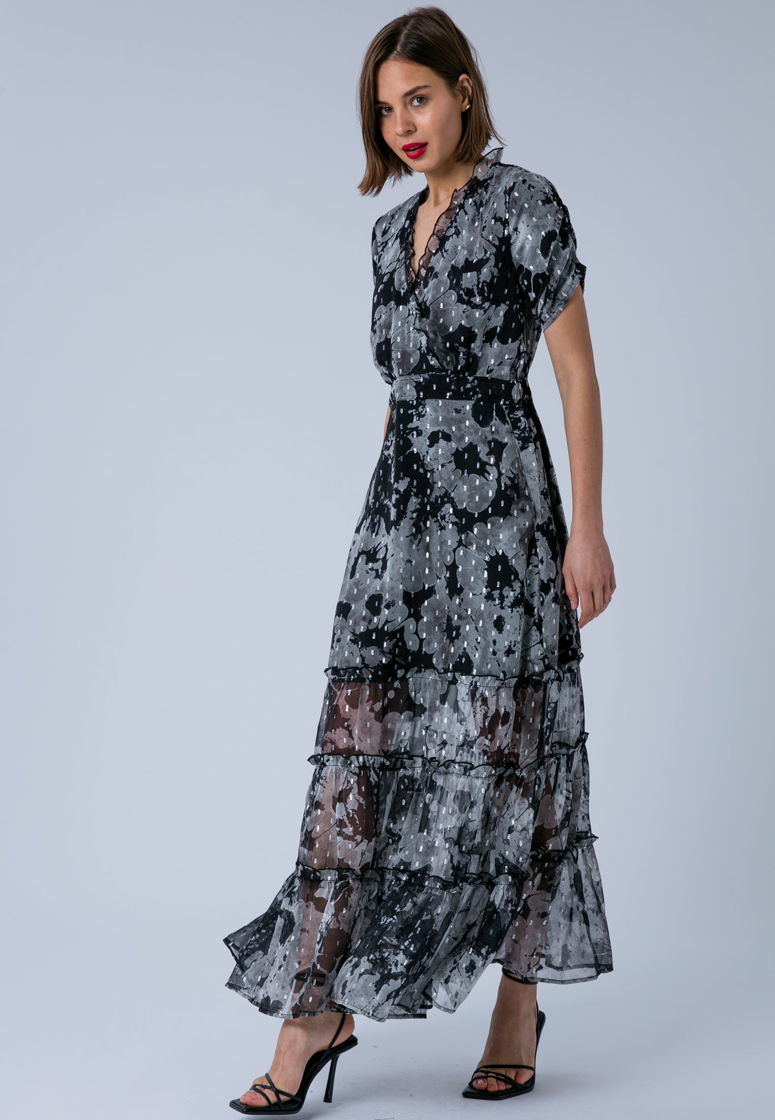 JESSIE MAXI DRESS BLACK & WHITE