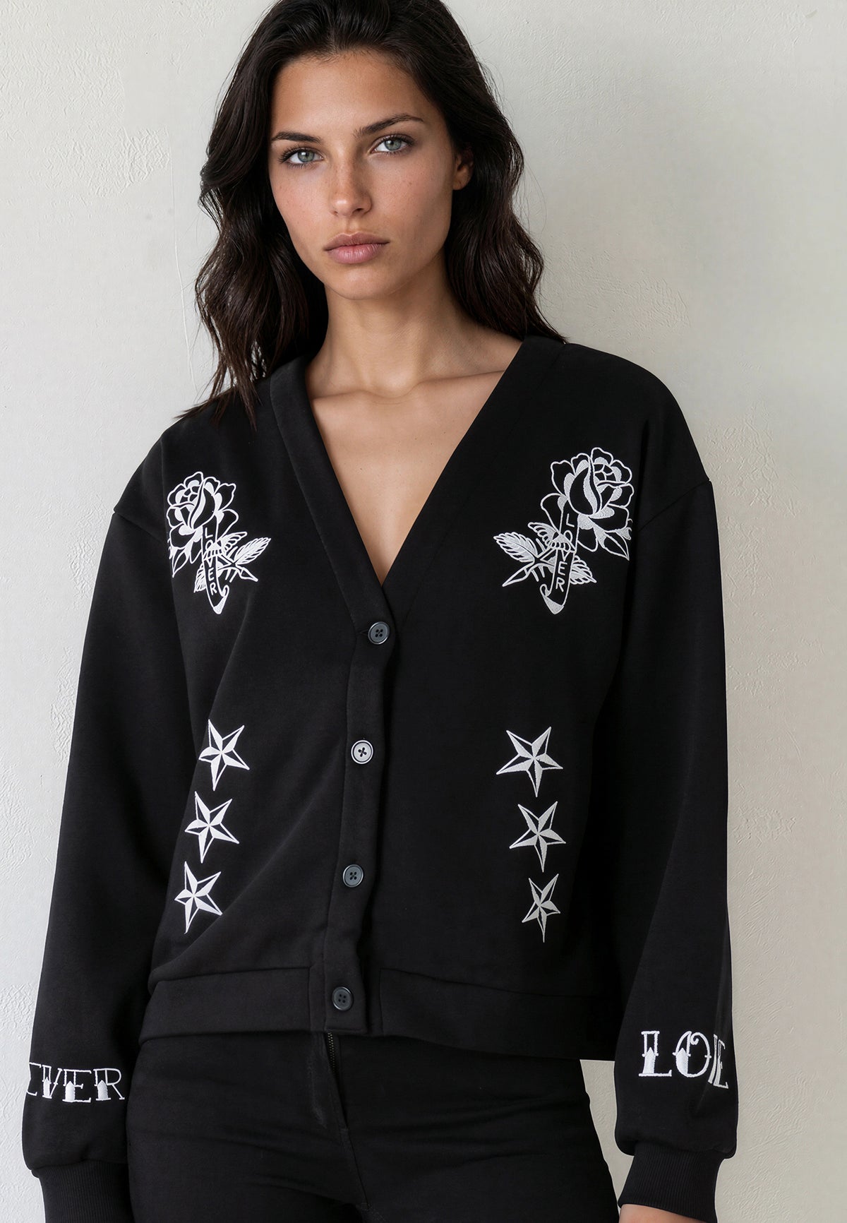 LOVE CARDIGAN BLACK & WHITE