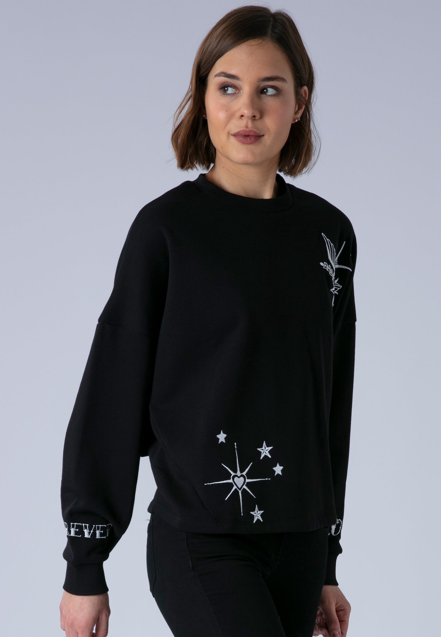 LOVE SWEAT BLACK & WHITE