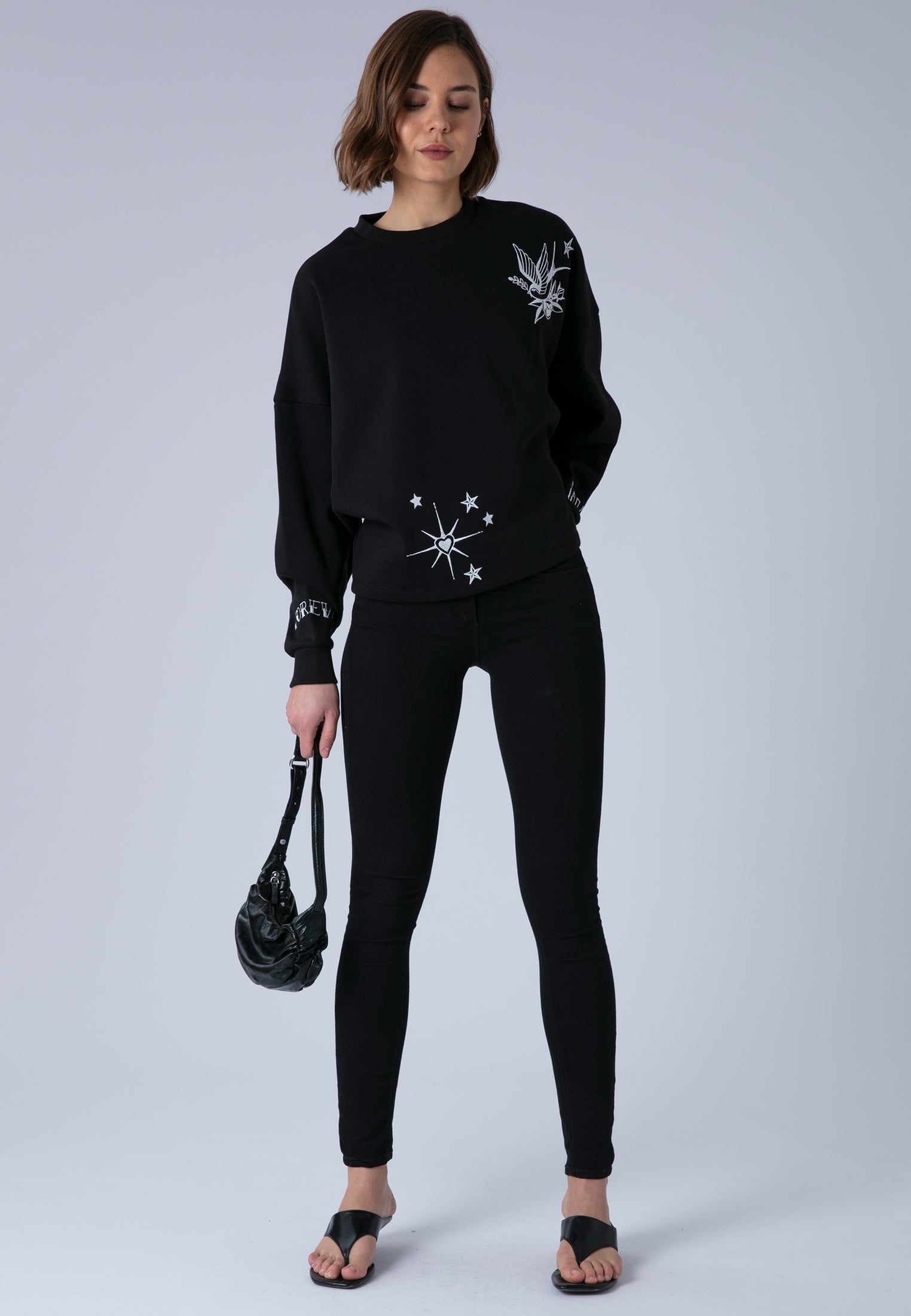 LOVE SWEAT BLACK & WHITE