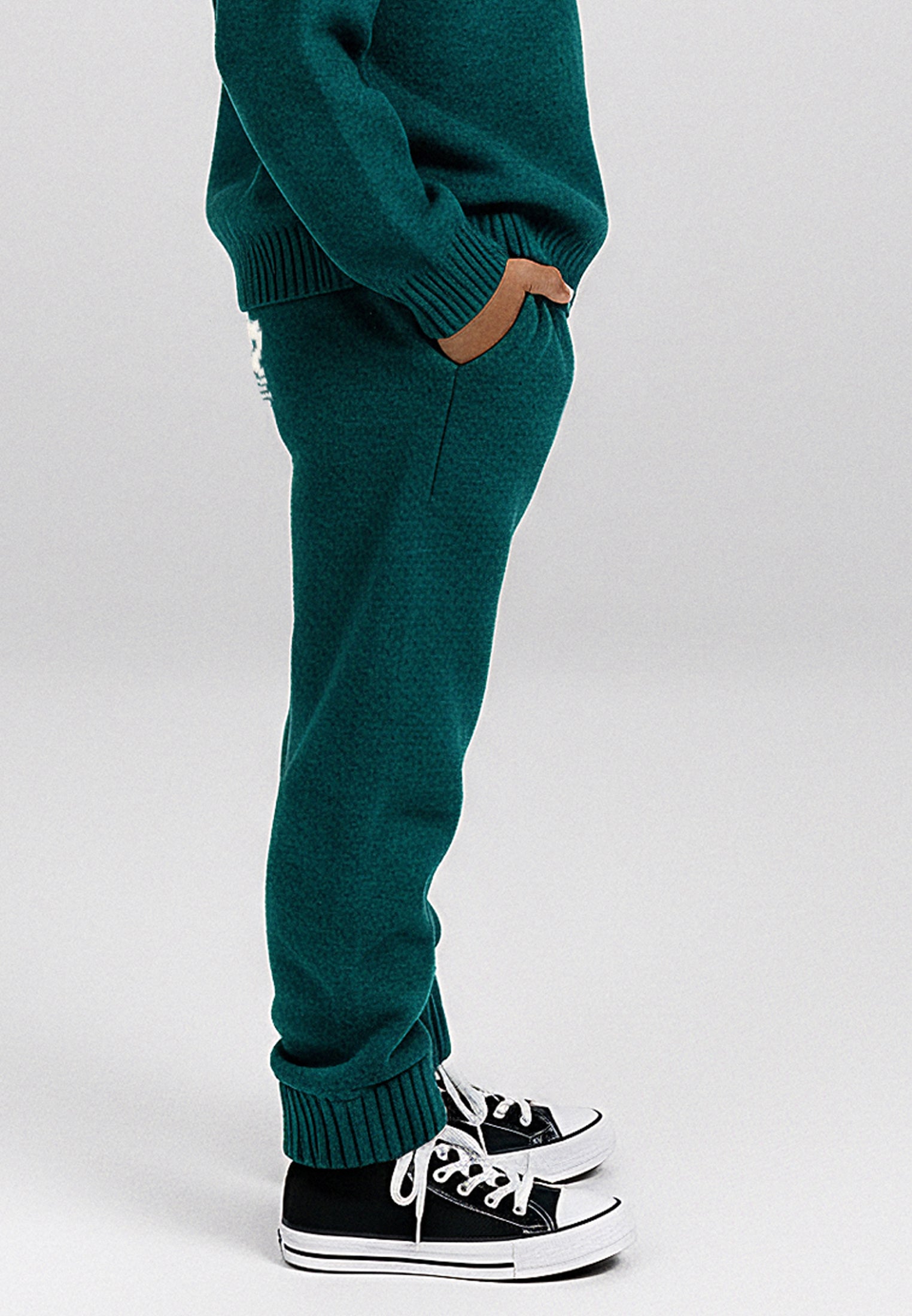 BOYS SKULLY LOGO PANT FOREST GREEN