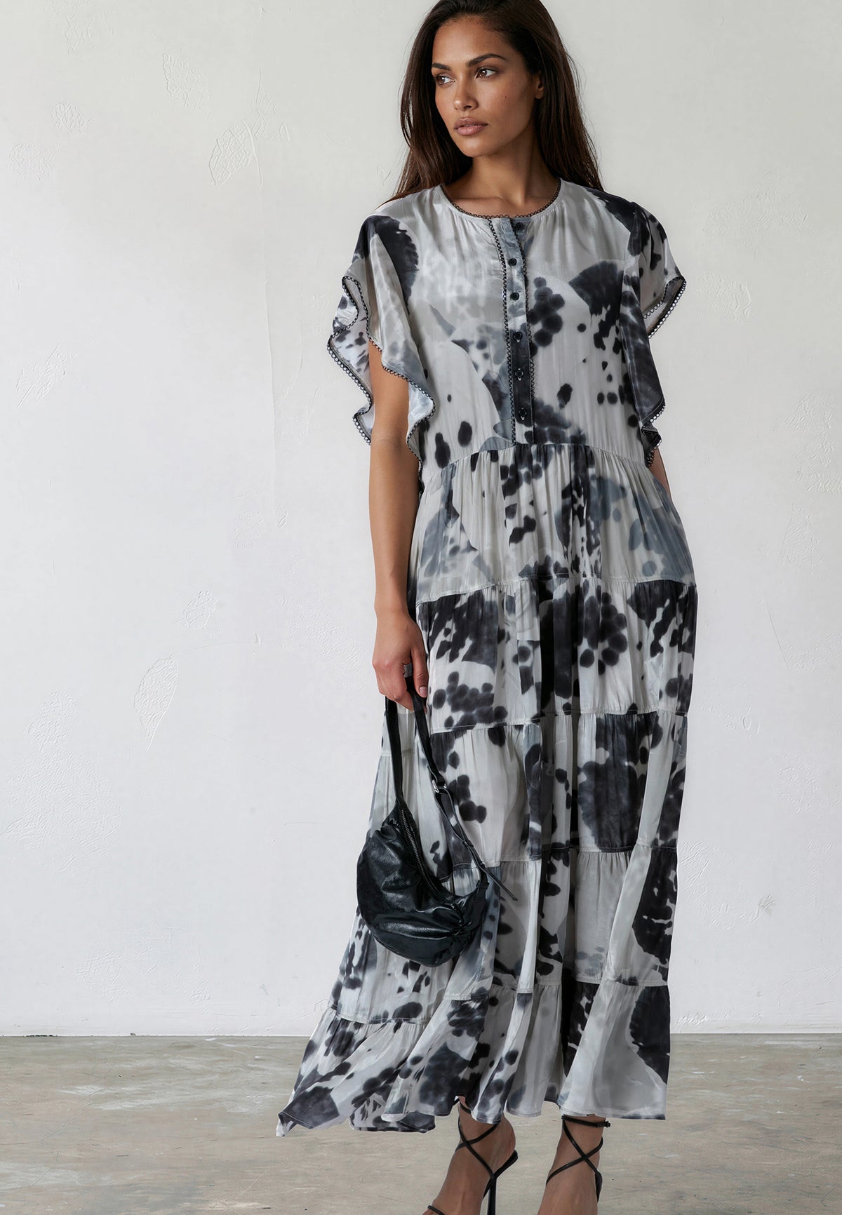 ARA MAXI DRESS ORCHID BLACK