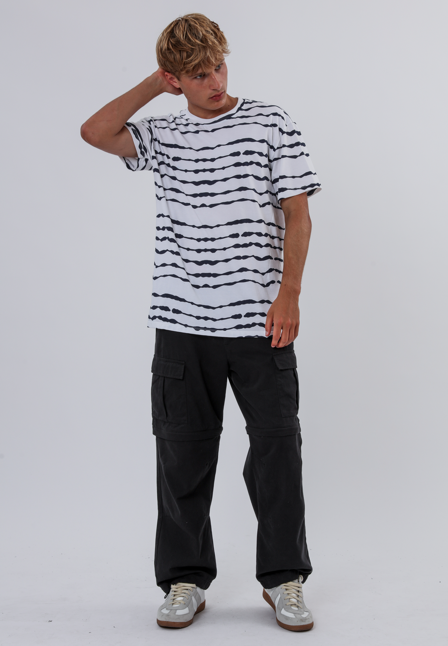 STRIPES T-SHIRT WHITE & BLACK