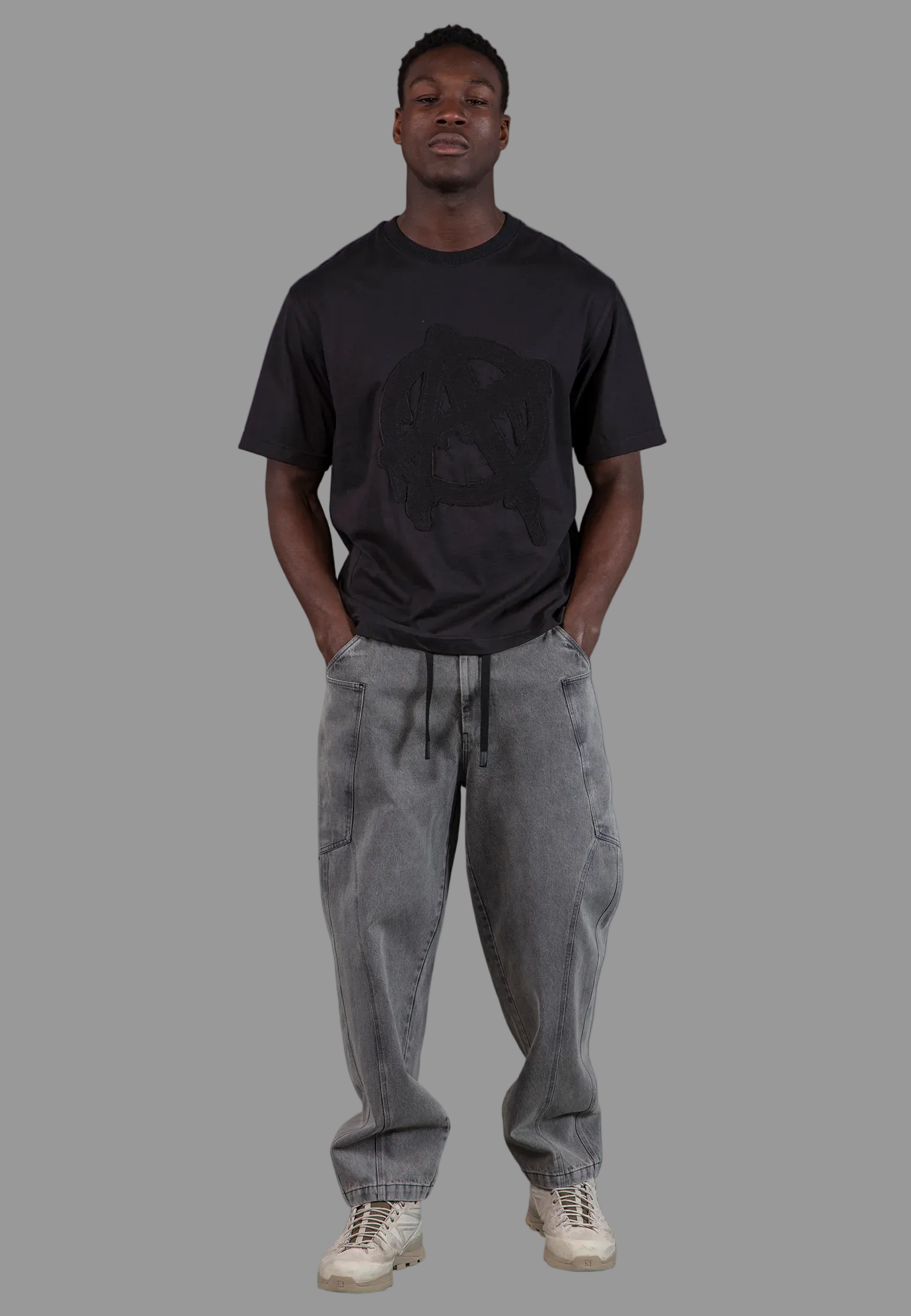ANARCHY APPLIQUE T-SHIRT BLACK