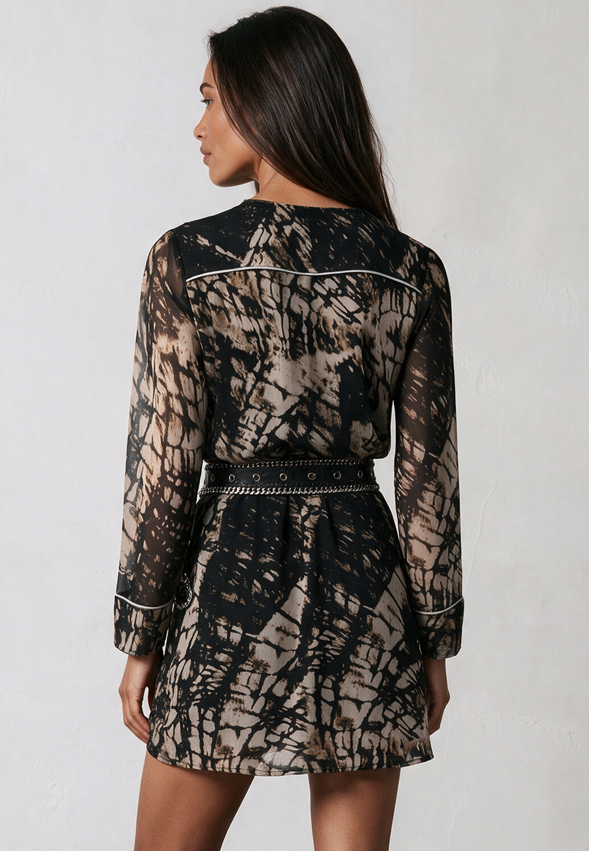 ADVANCE DRESS HIDE PRINT