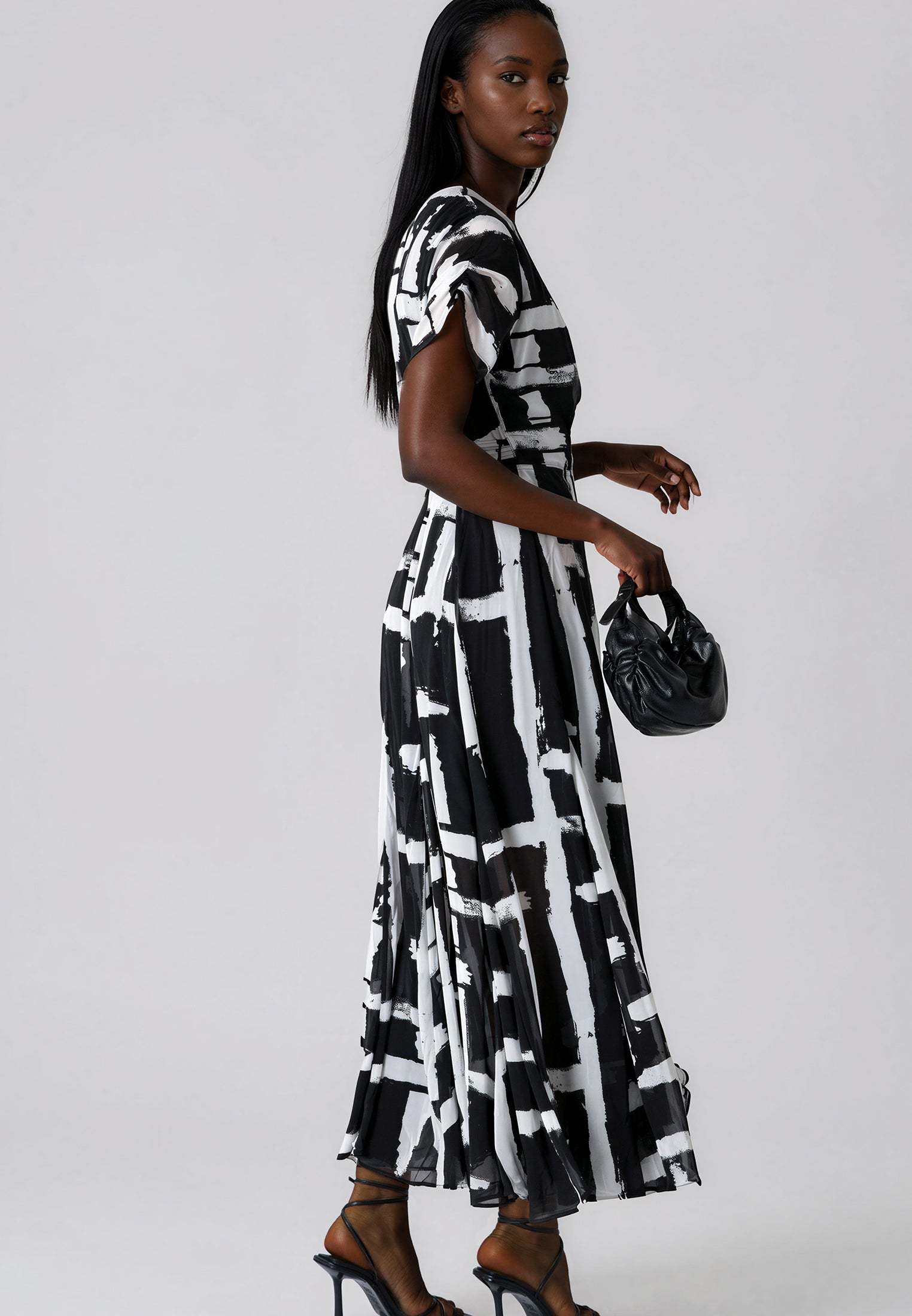 SOLSTICE MAXI DRESS SELVAGE BLACK