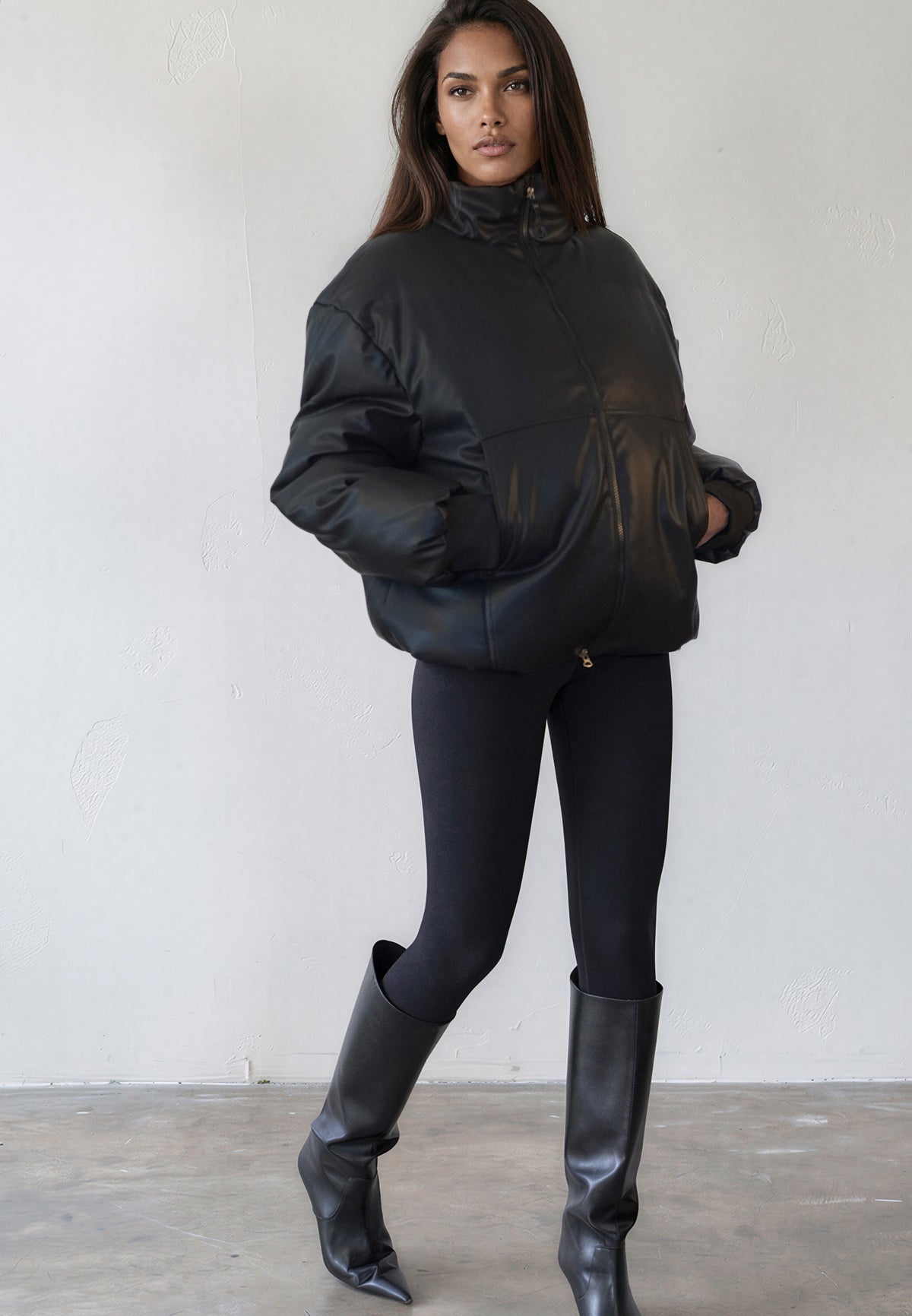 PU PUFFER JET BLACK
