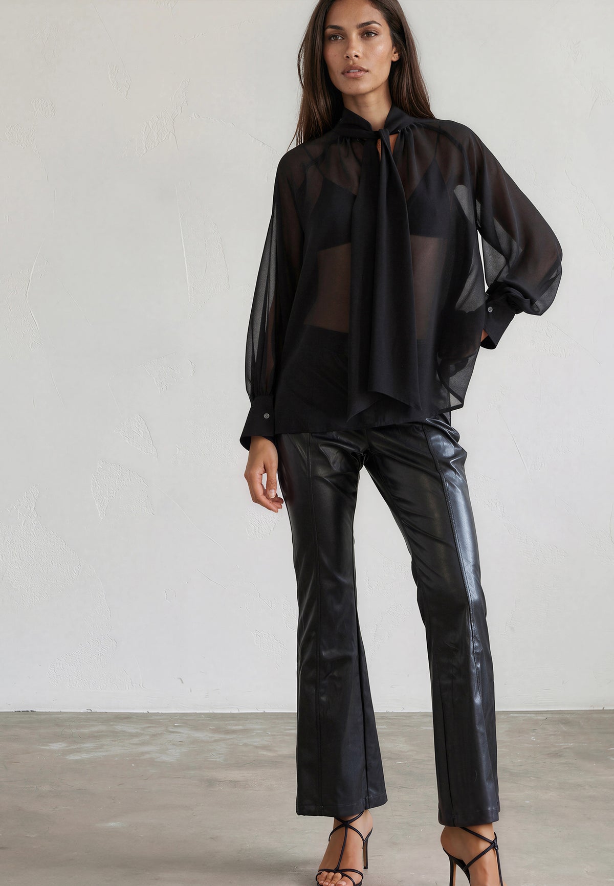 FORCE TROUSERS BLACK