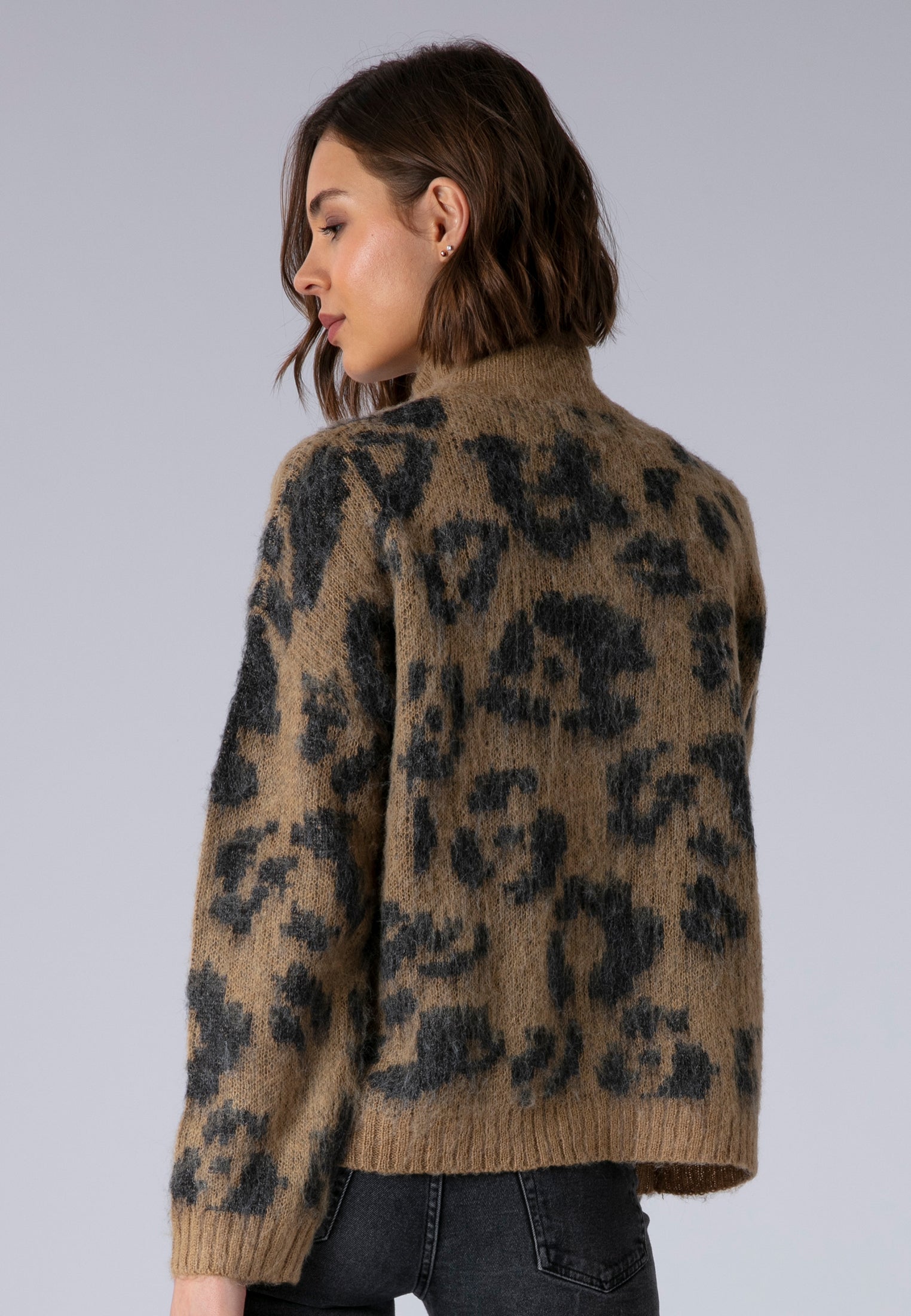 MAXIMUM ZIP CARDIGAN LEOPARD PRINT