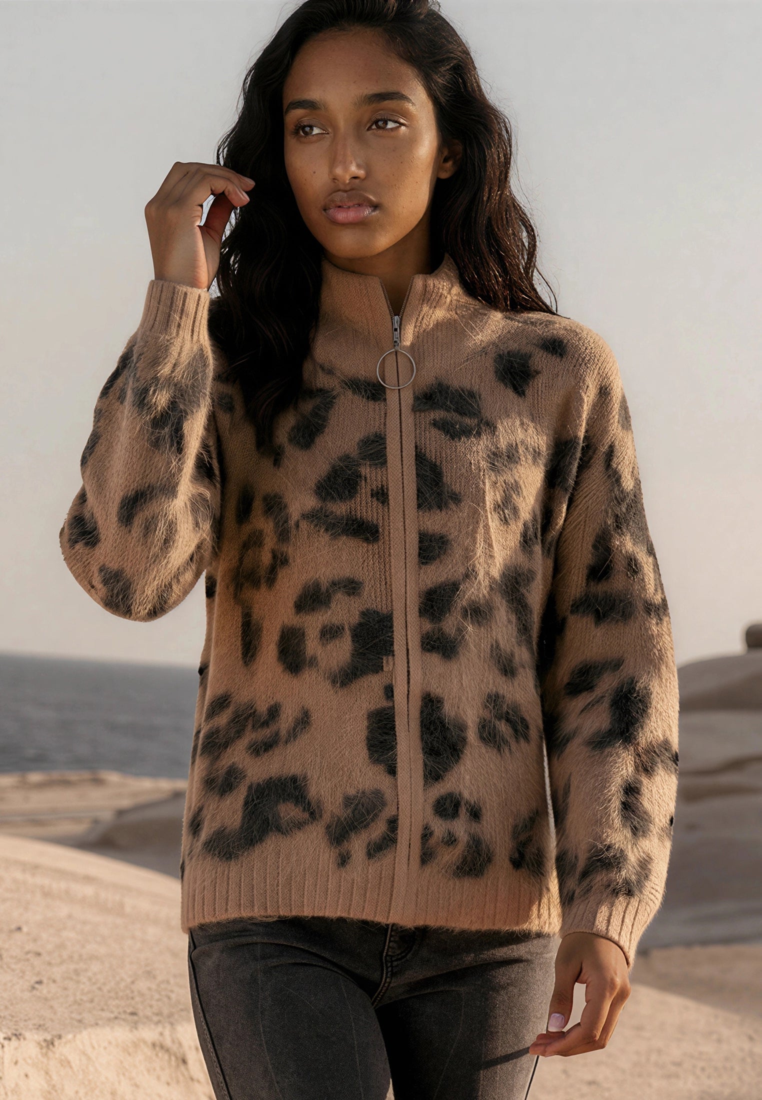 MAXIMUM ZIP CARDIGAN LEOPARD PRINT